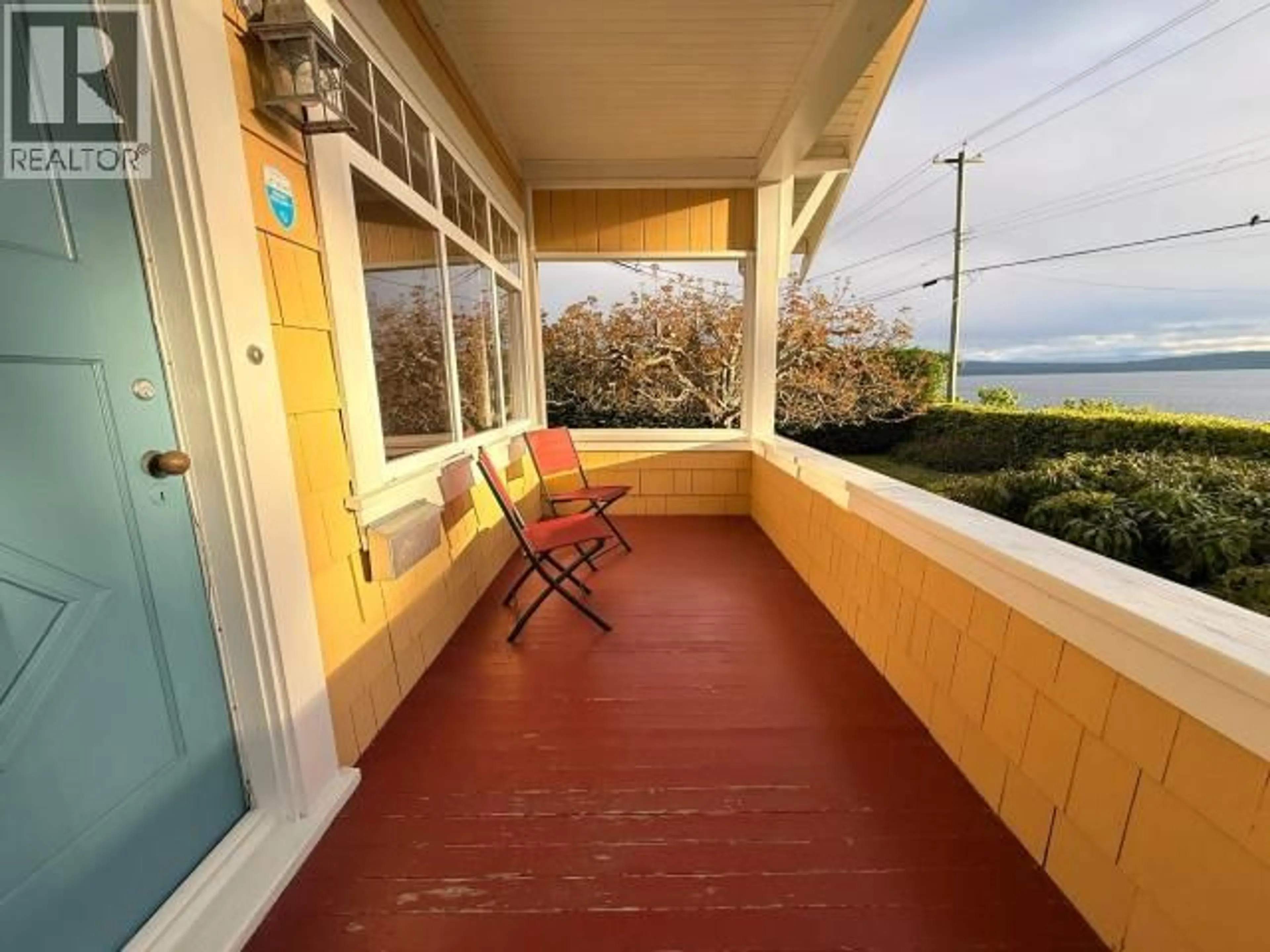 Patio, water/lake/river/ocean view for 4154 MARINE AVE, Powell River British Columbia V8A2J3