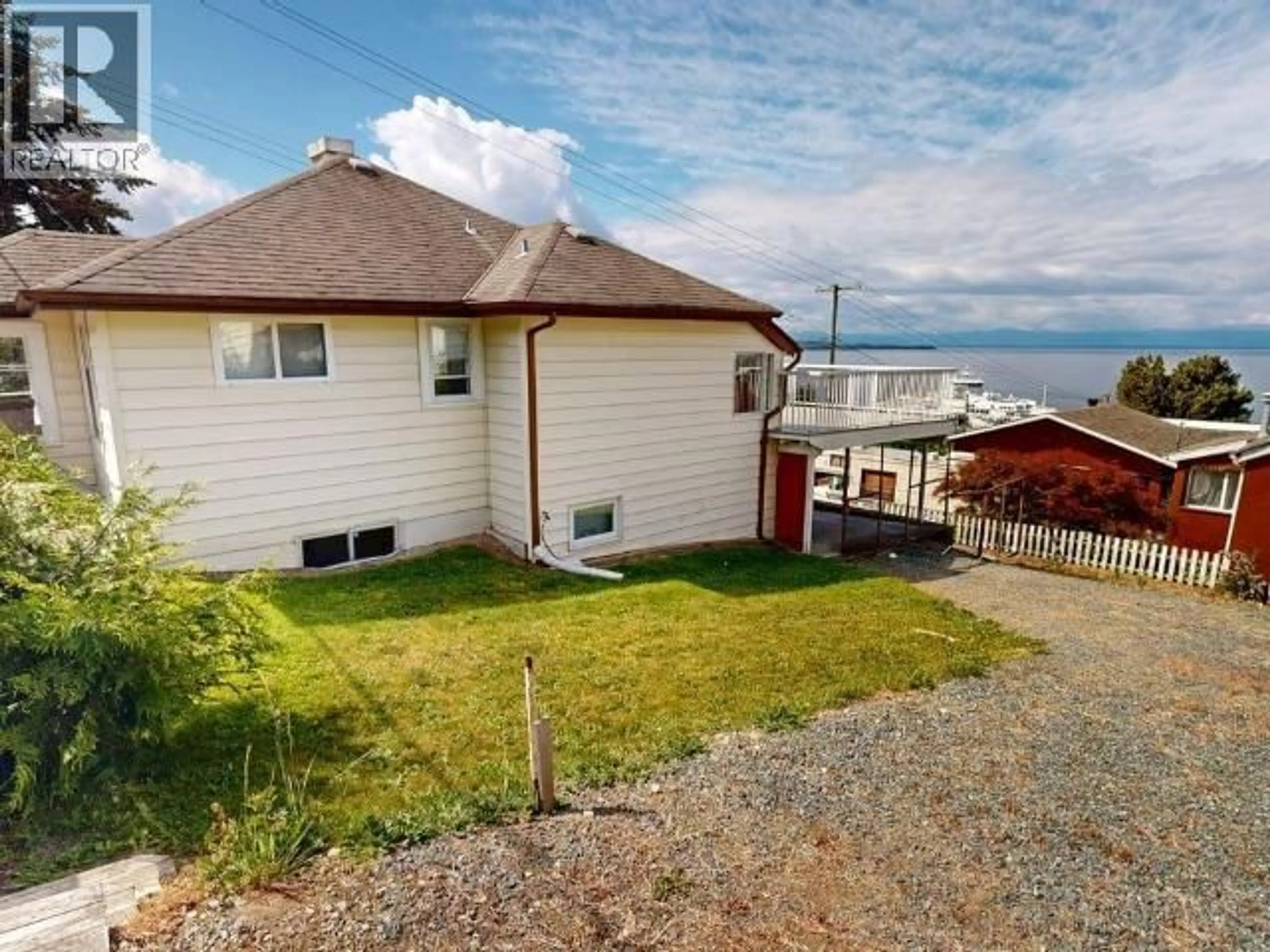 A pic from outside/outdoor area/front of a property/back of a property/a pic from drone, water/lake/river/ocean view for 4439 OMINECA AVE, Powell River British Columbia V8A2P8