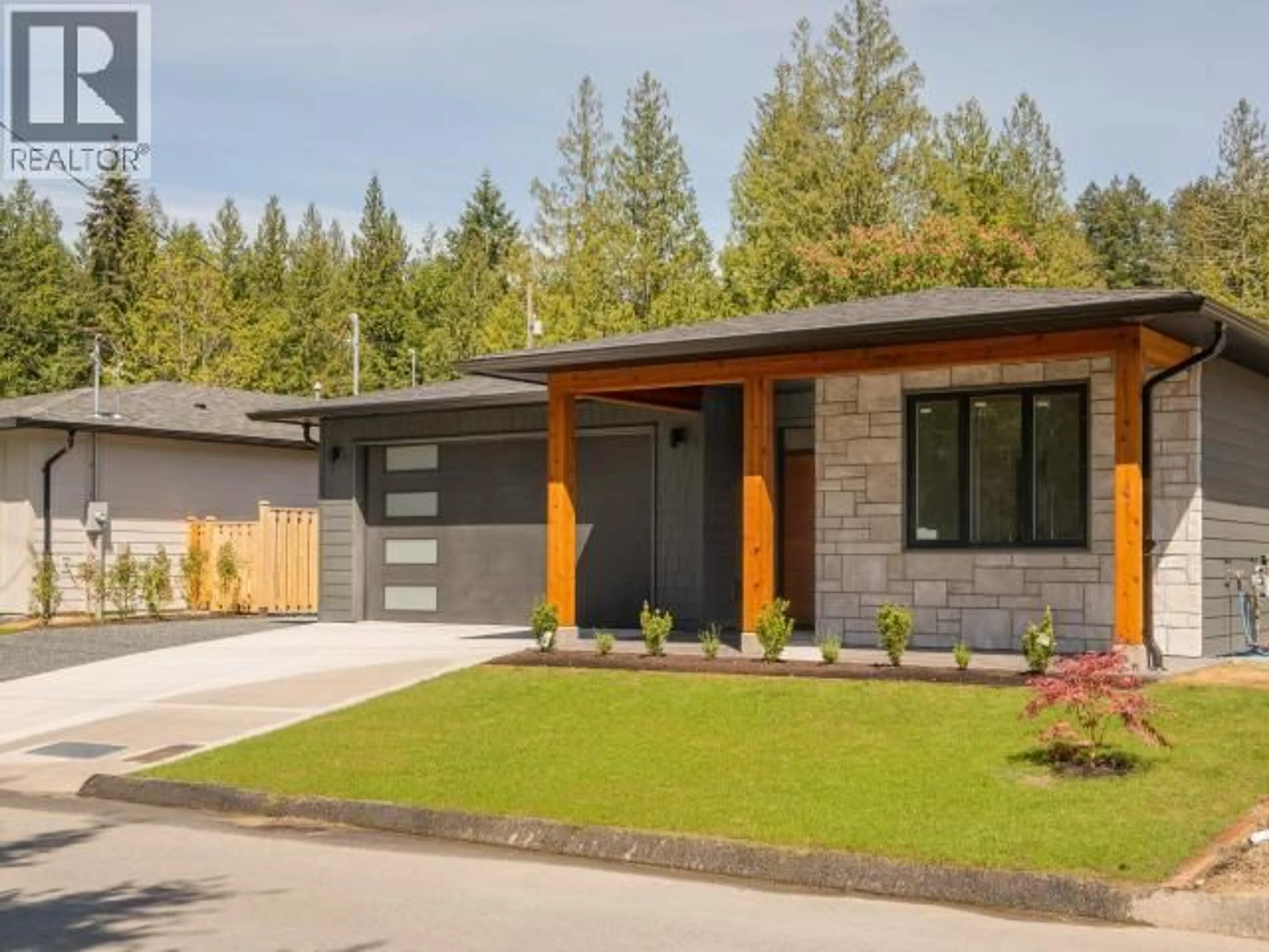 Home with brick exterior material, street for 4158 BOWNESS AVE, Powell River British Columbia V8A0A9