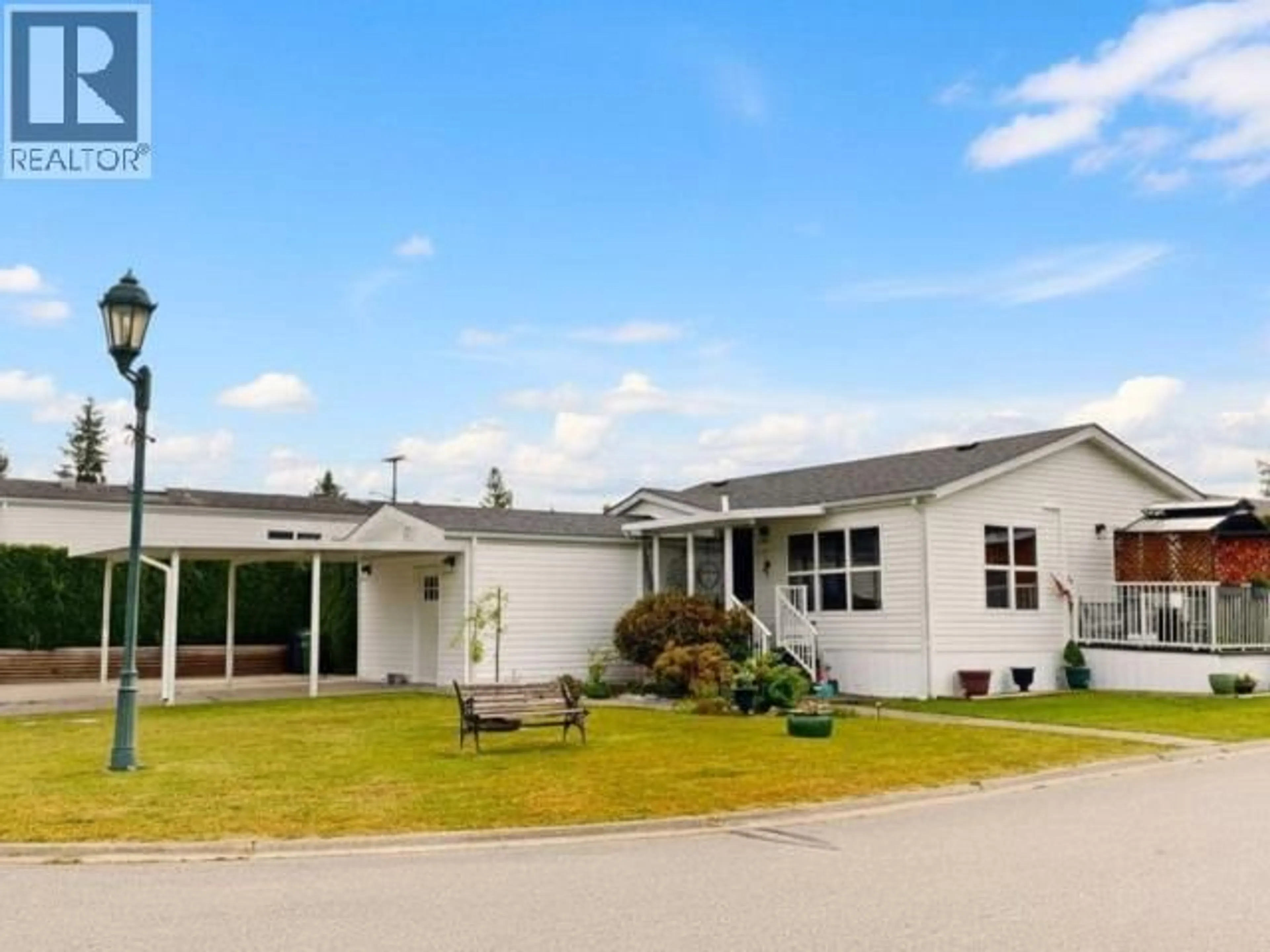 Unknown for 250 - 7575 DUNCAN STREET, Powell River British Columbia