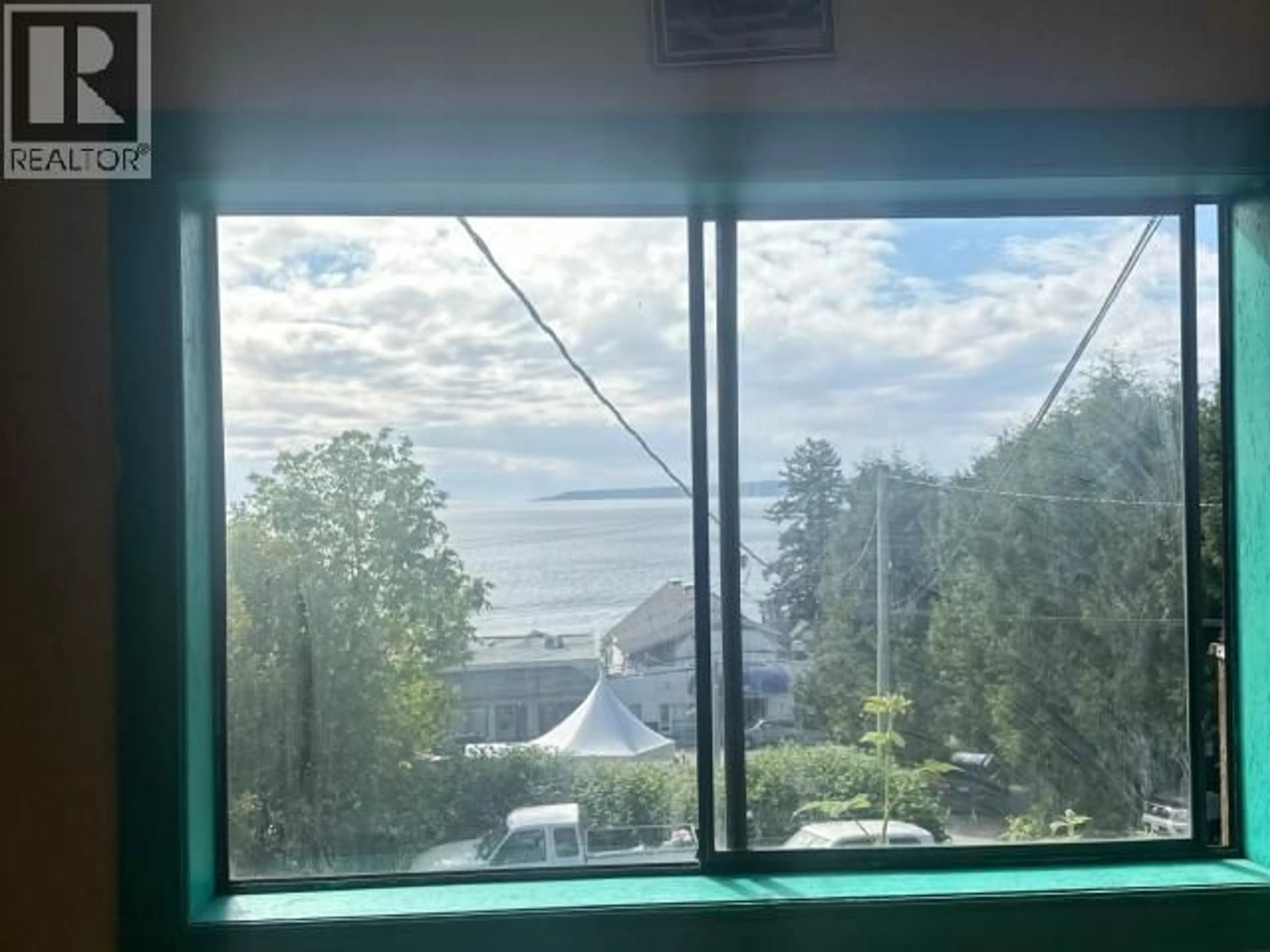 A pic of a room for 4584 MARINE AVE, Powell River British Columbia V8A2K6