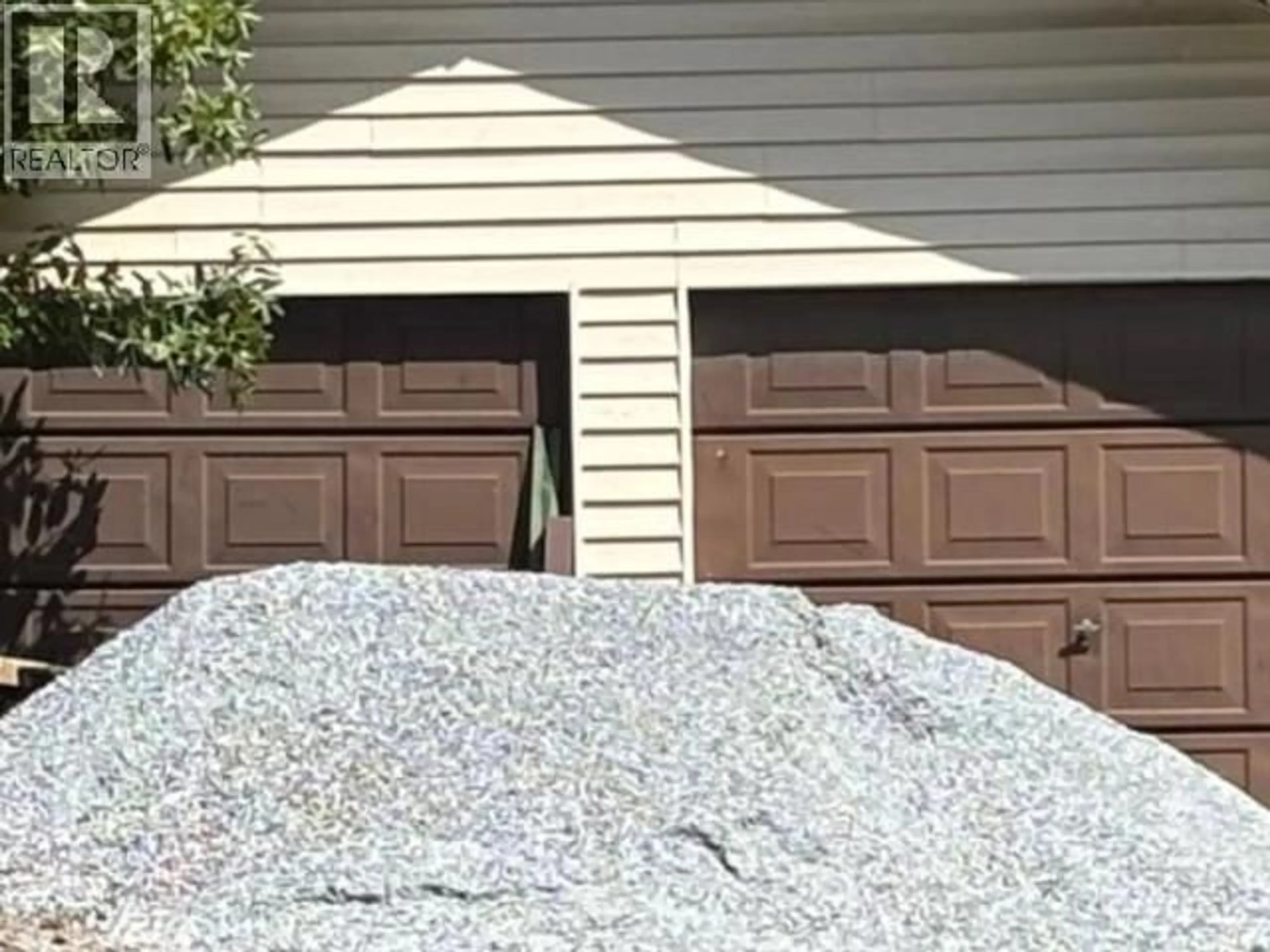 Home with vinyl exterior material, street for 4321 SANDERSON ROAD, Texada Island British Columbia V0N3K0