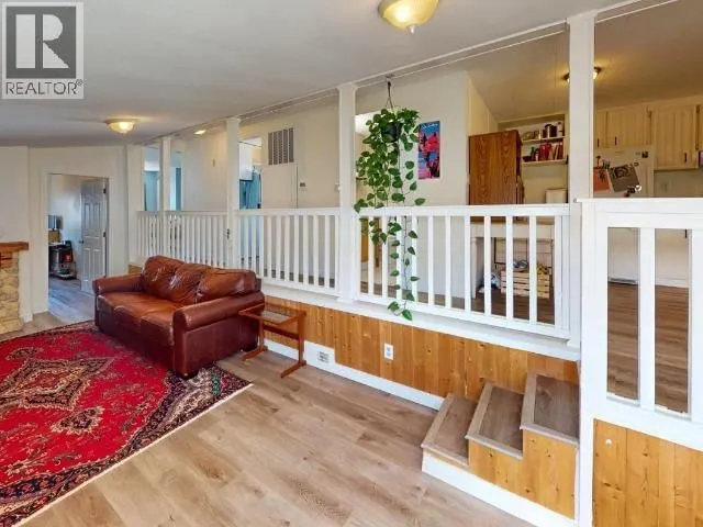 4500 - 42 CLARIDGE ROAD, Powell River 5