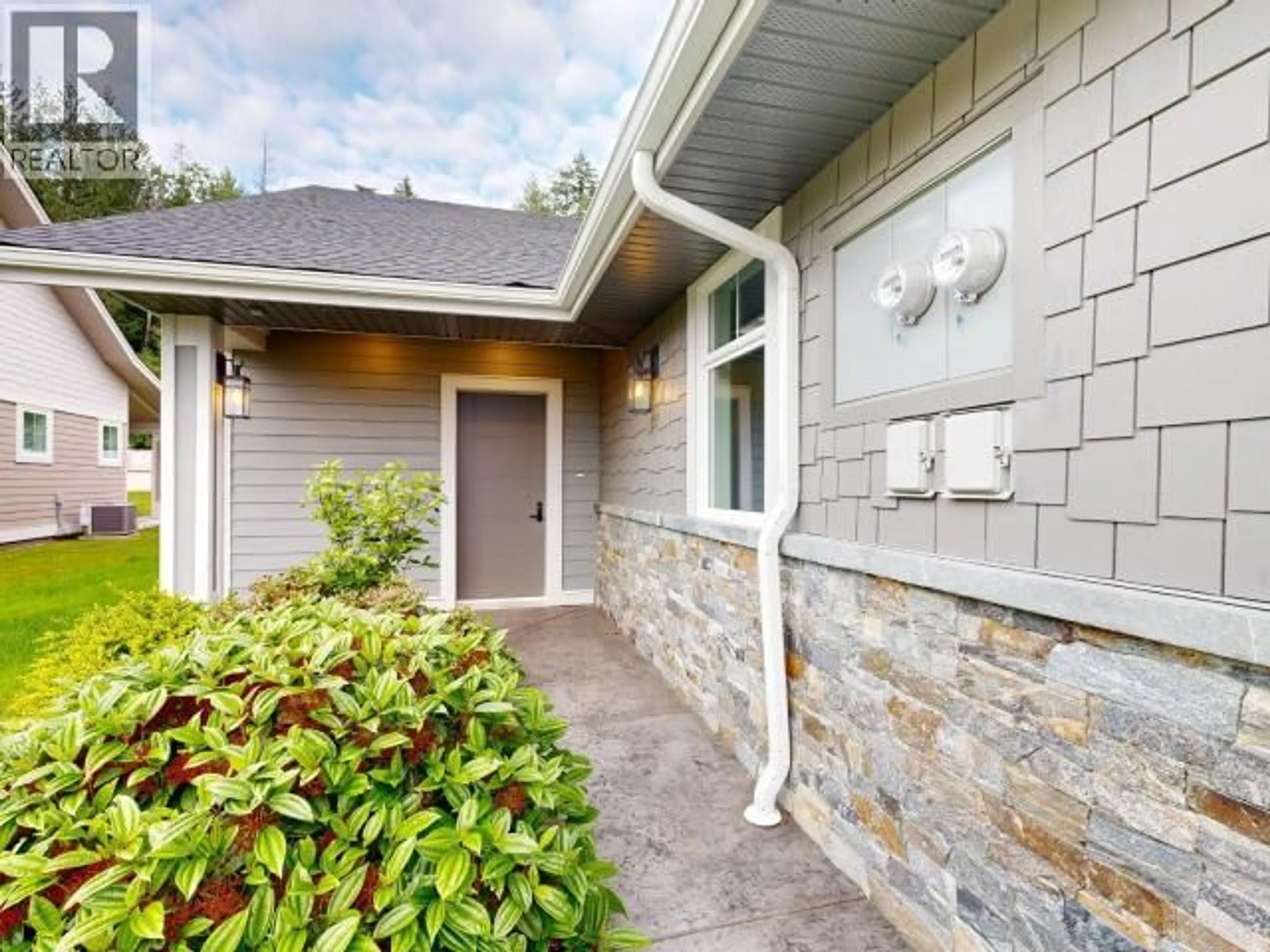 Home with brick exterior material, street for 4060 SATURNA AVE, Powell River British Columbia V8A5T4