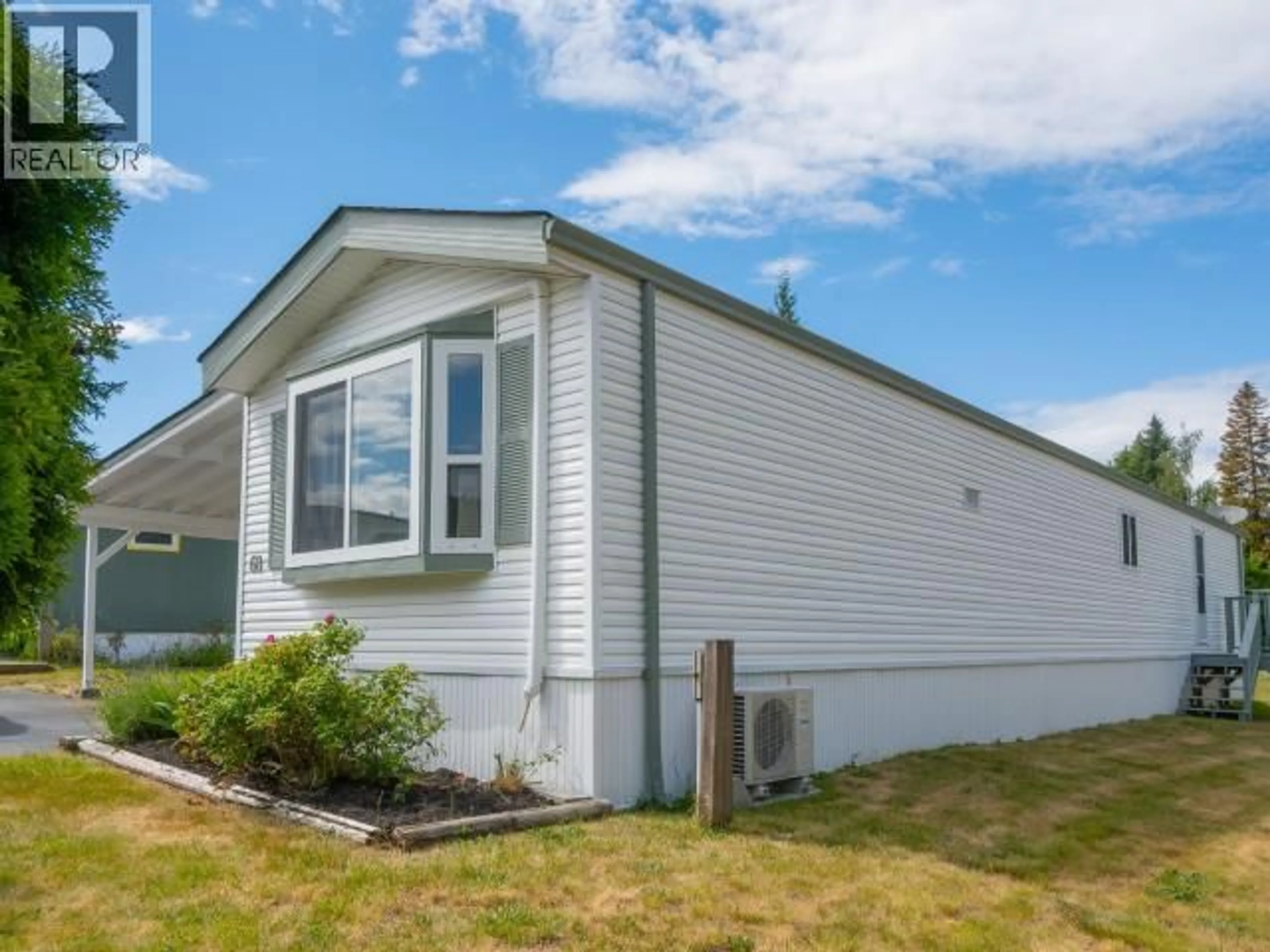 Home with vinyl exterior material, unknown for 68-7624 DUNCAN STREET, Powell River British Columbia V8A5L2