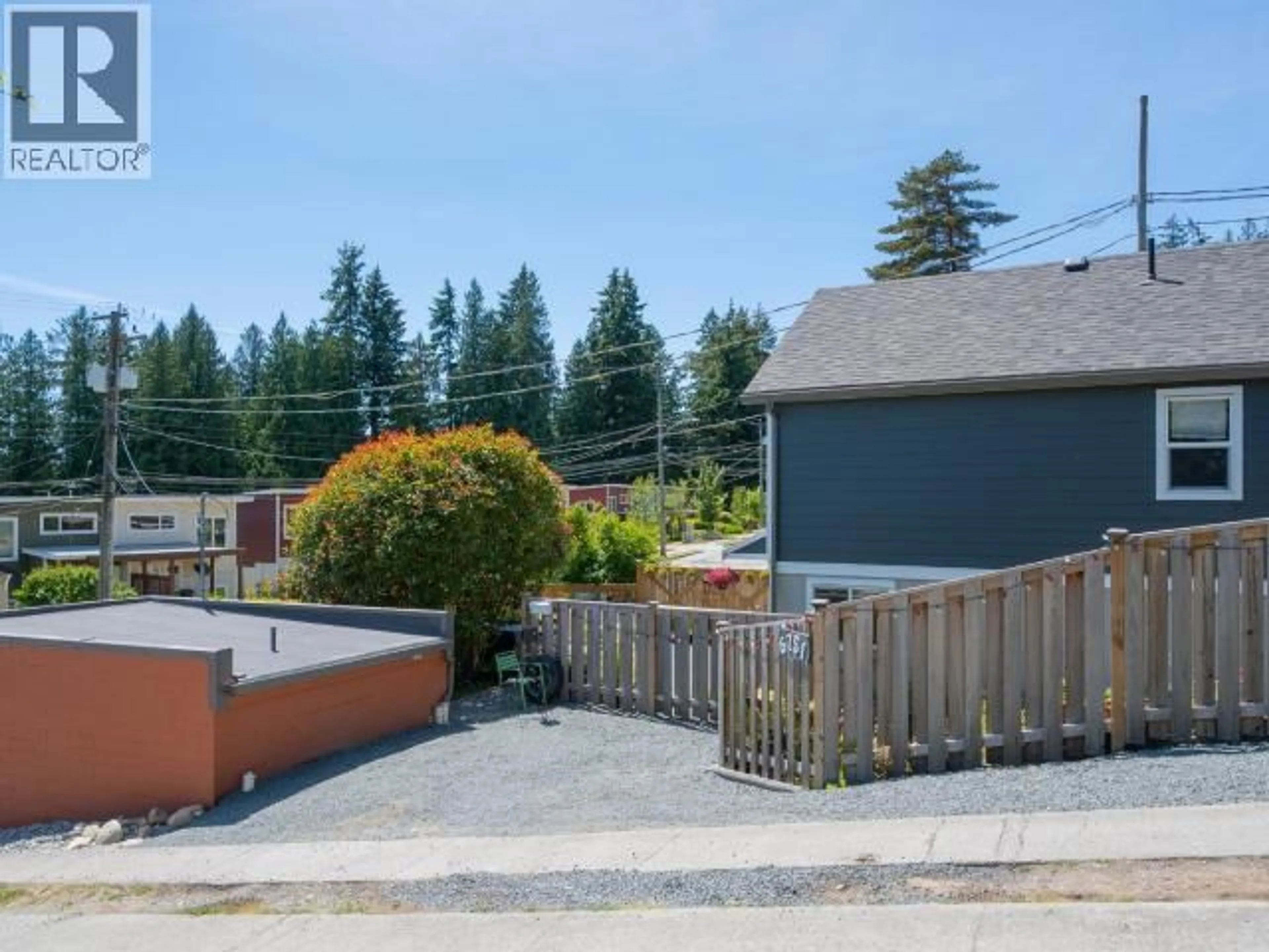 Patio, unknown for 6751 CRANBERRY STREET, Powell River British Columbia