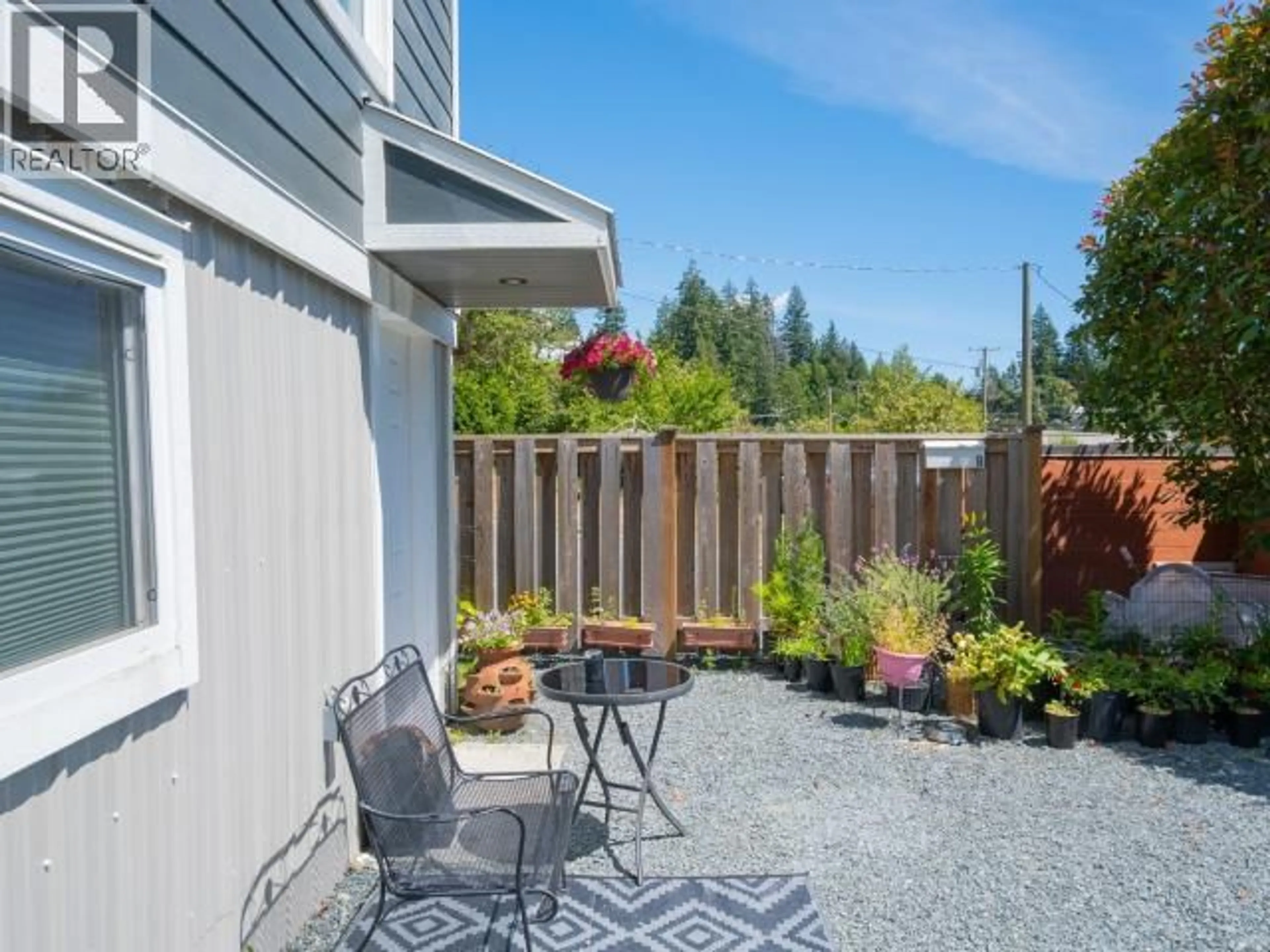 Patio, street for 6751 CRANBERRY STREET, Powell River British Columbia