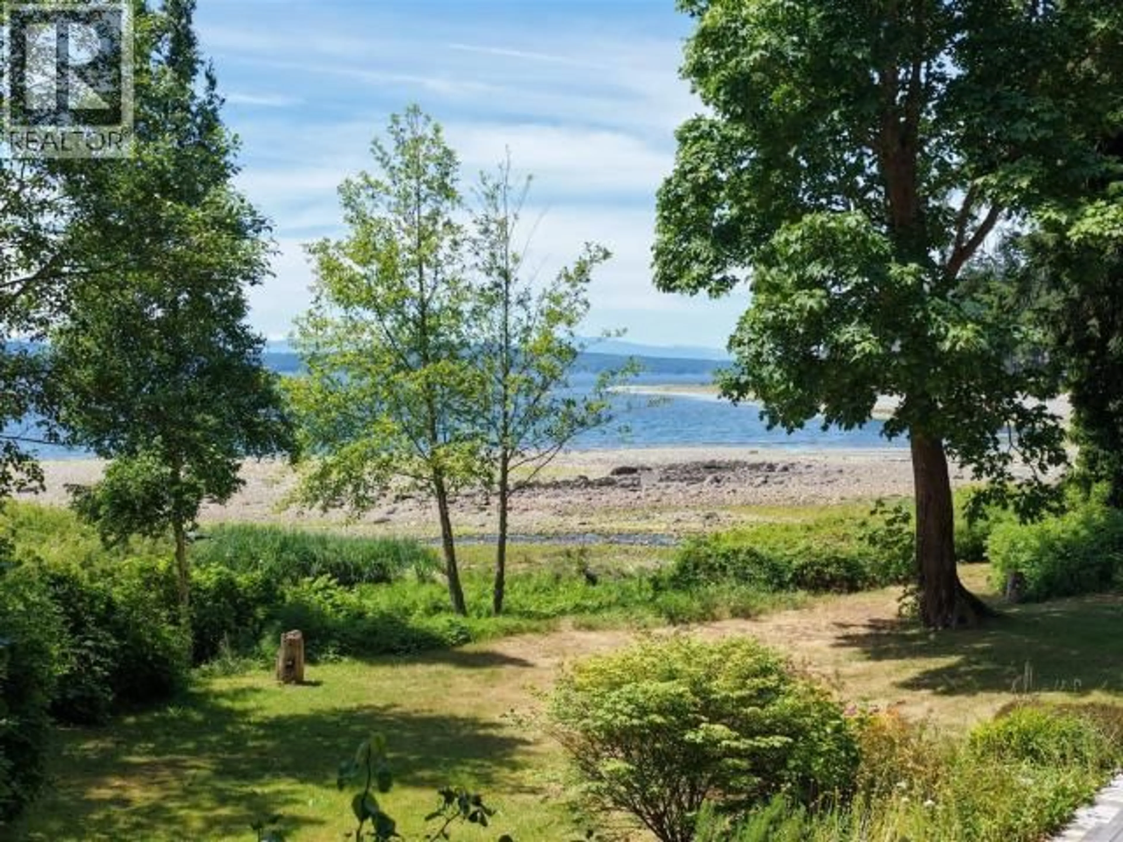 A pic from outside/outdoor area/front of a property/back of a property/a pic from drone, water/lake/river/ocean view for 7987 TRAFFE RD, Powell River British Columbia V8A0R6