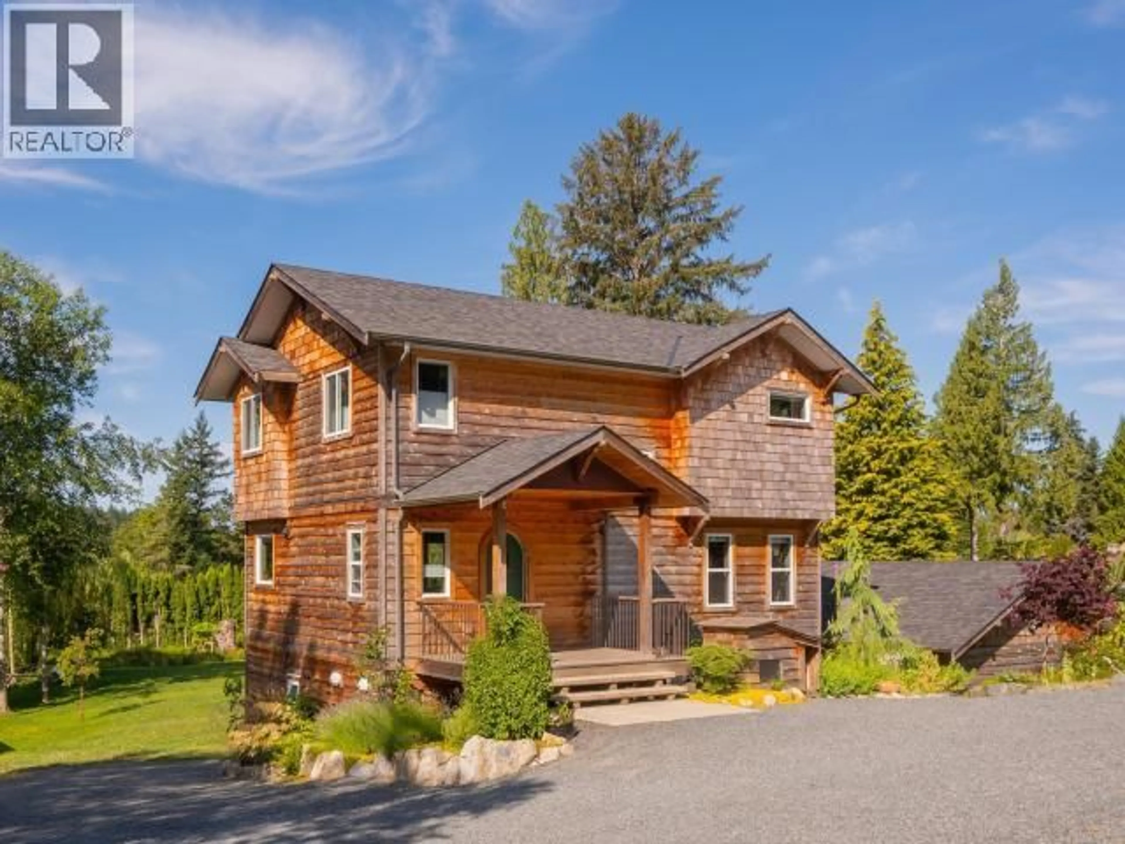 Home with brick exterior material, building for 5623 YUKON AVE, Powell River British Columbia V8A4H5