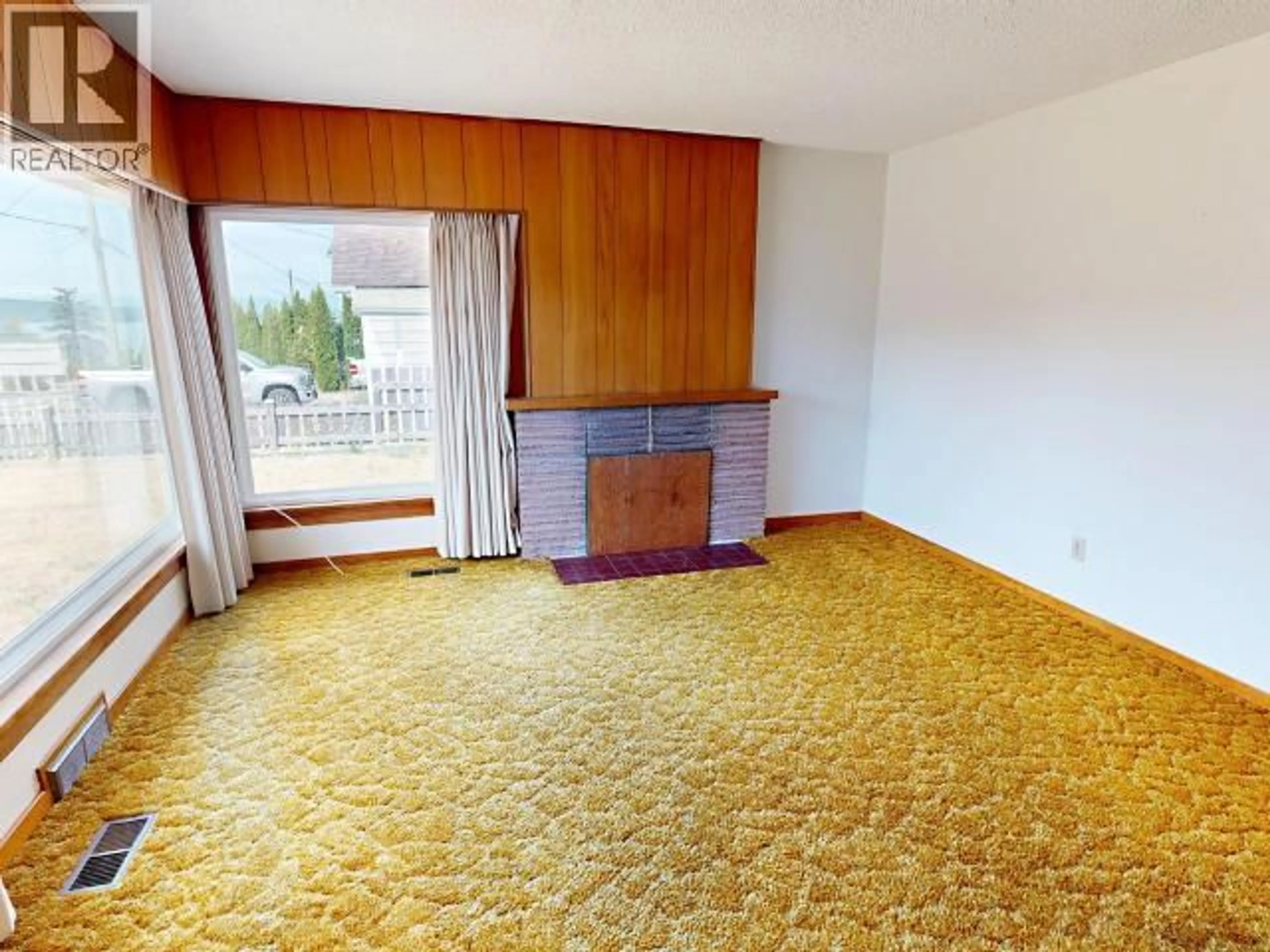 A pic of a room for 6983 SURREY STREET, Powell River British Columbia V8A1H5