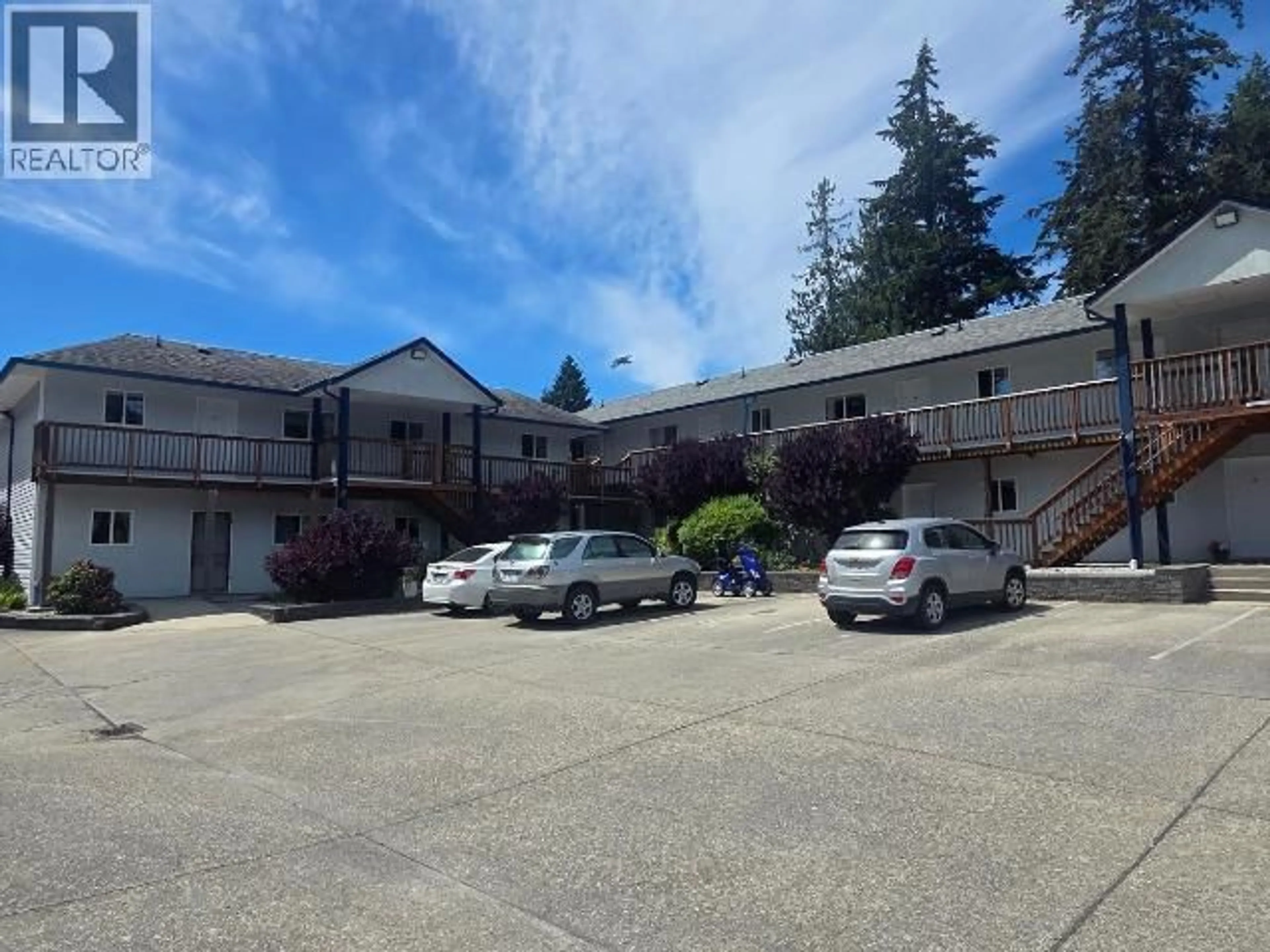 A pic from outside/outdoor area/front of a property/back of a property/a pic from drone, unknown for 108 - 5680 ORTONA AVE, Powell River British Columbia V8A5S5