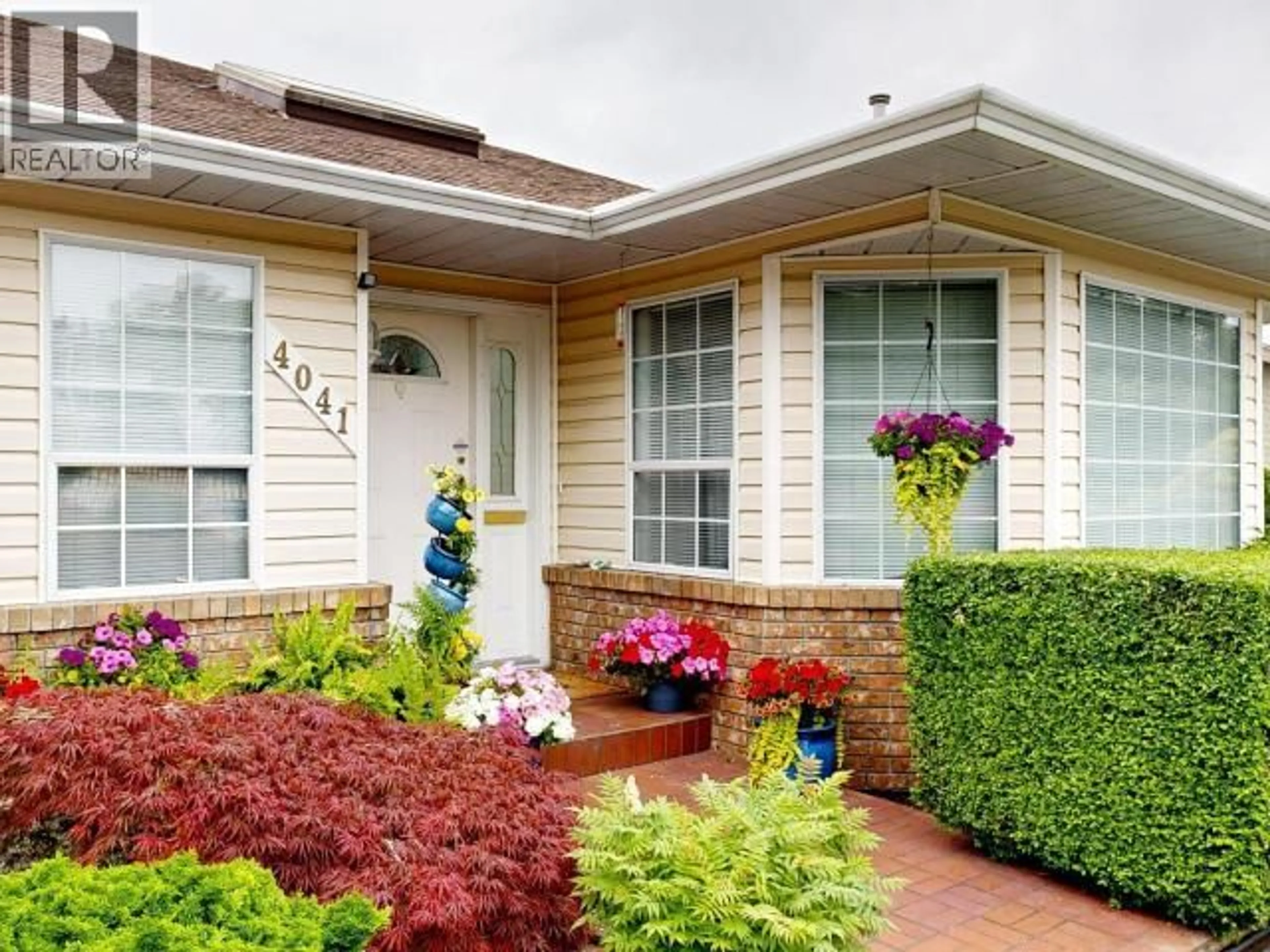 Home with brick exterior material, street for 4041 WESTVIEW AVE, Powell River British Columbia V8A3H7