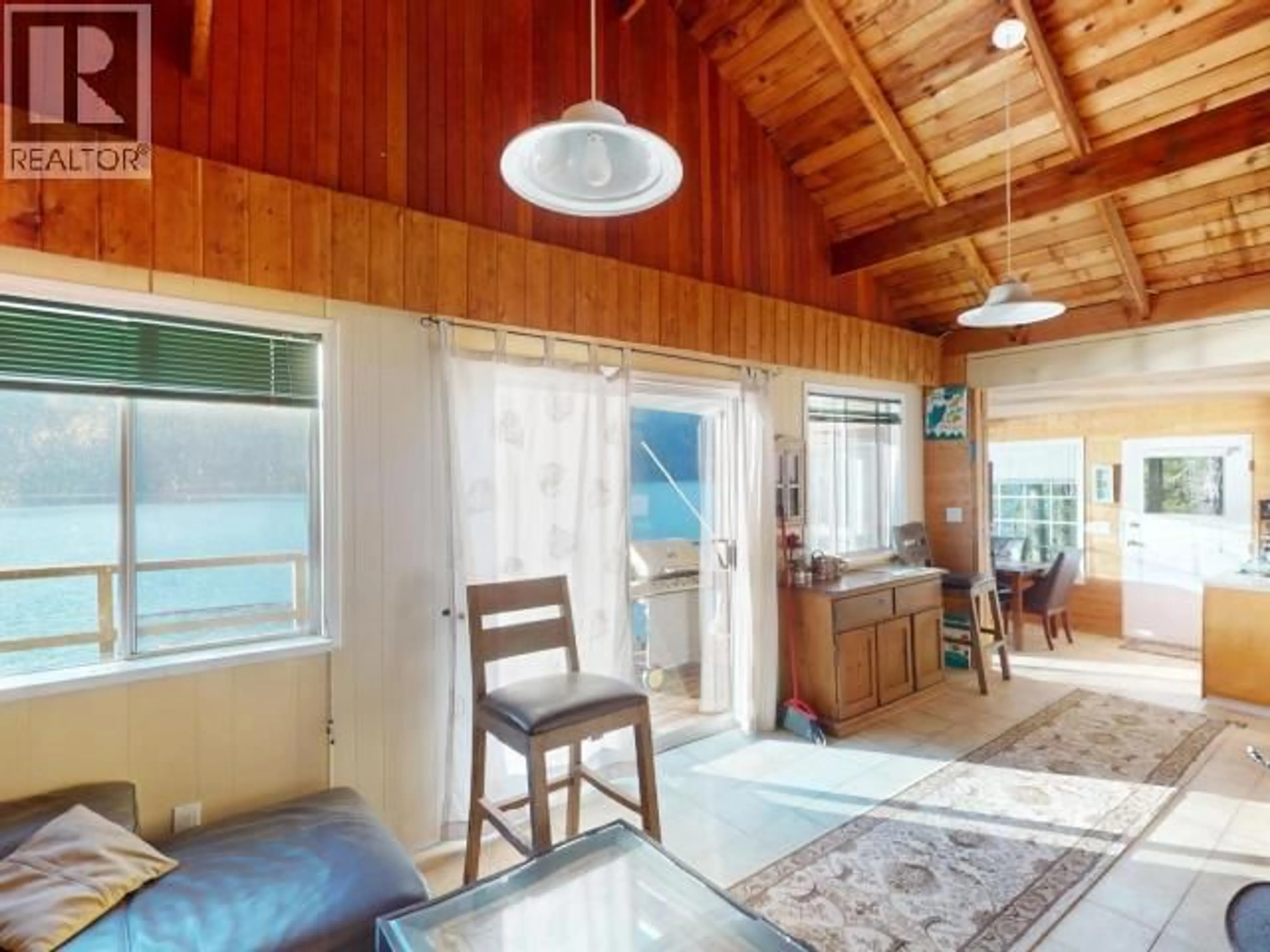 Unknown for 9302 POWELL LAKE, Powell River British Columbia