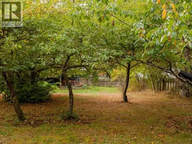 7889 HIGHWAY 101, Powell River 3