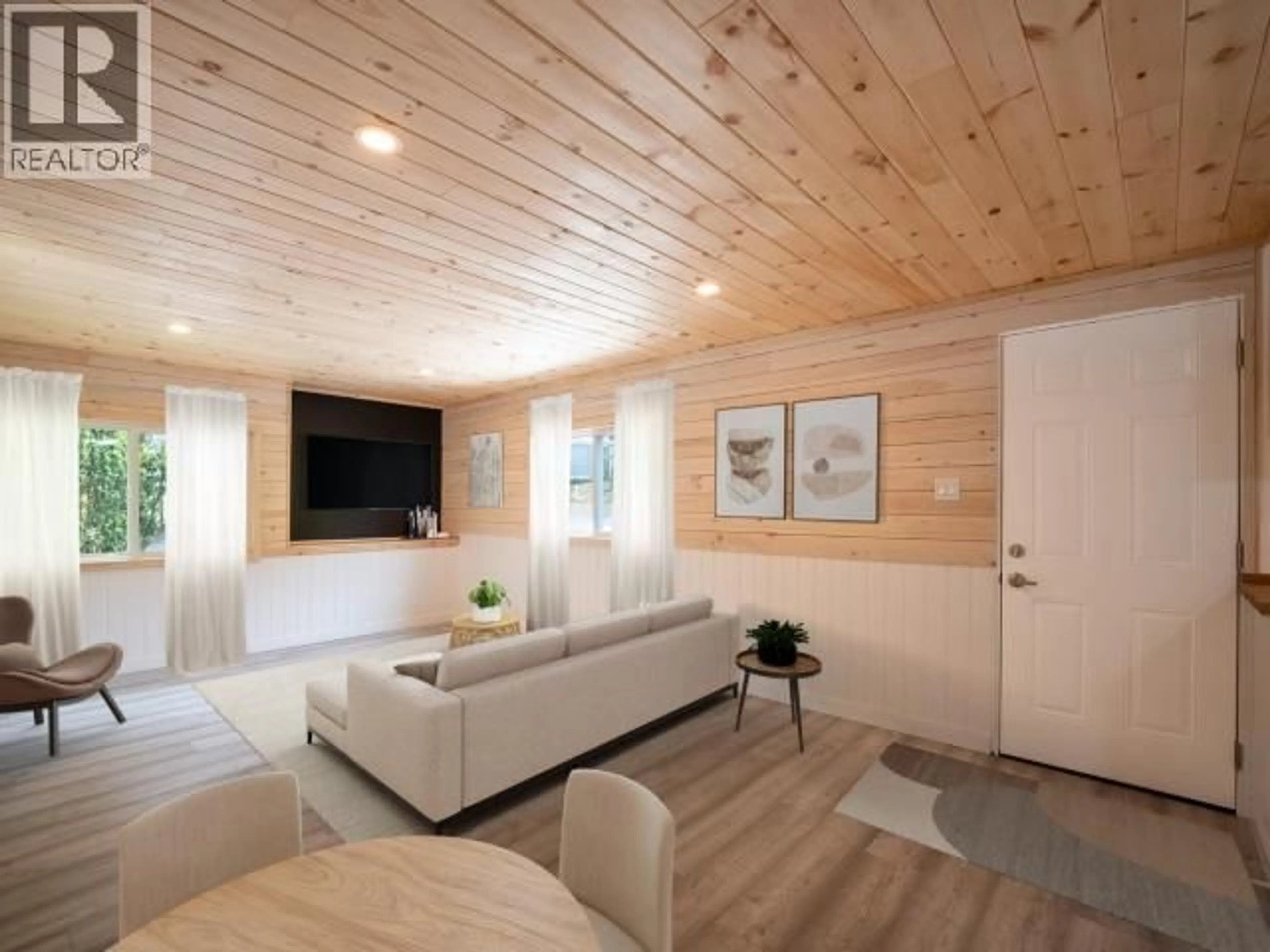 Living room with furniture, wood/laminate floor for 36-6263 LUND, Powell River British Columbia V8A4T3