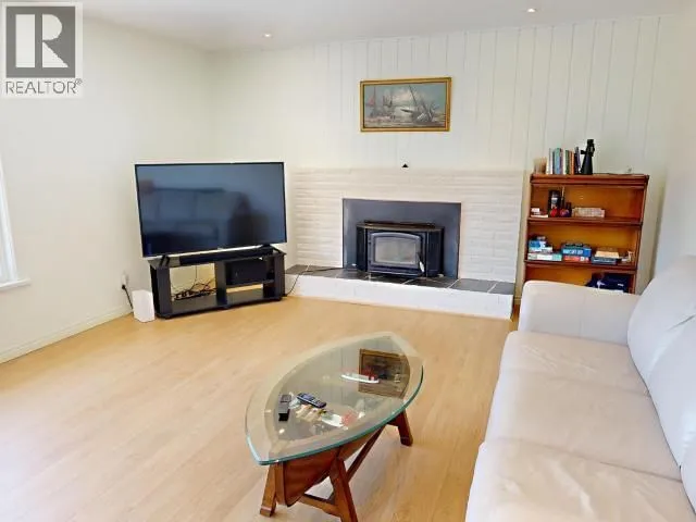 9449 STITTLE ROAD, Powell River 5