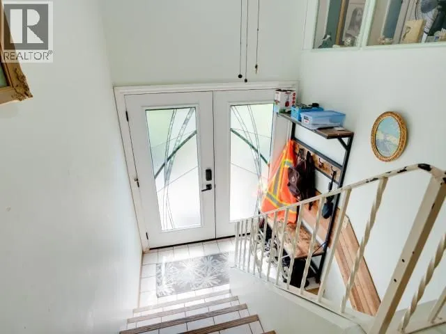 3255 KOOTENAY PLACE, Powell River 5