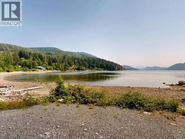 2158 ROBERTS ROAD, Powell River 5