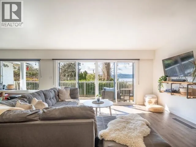 2277 PHILLIPS ROAD, Powell River 3
