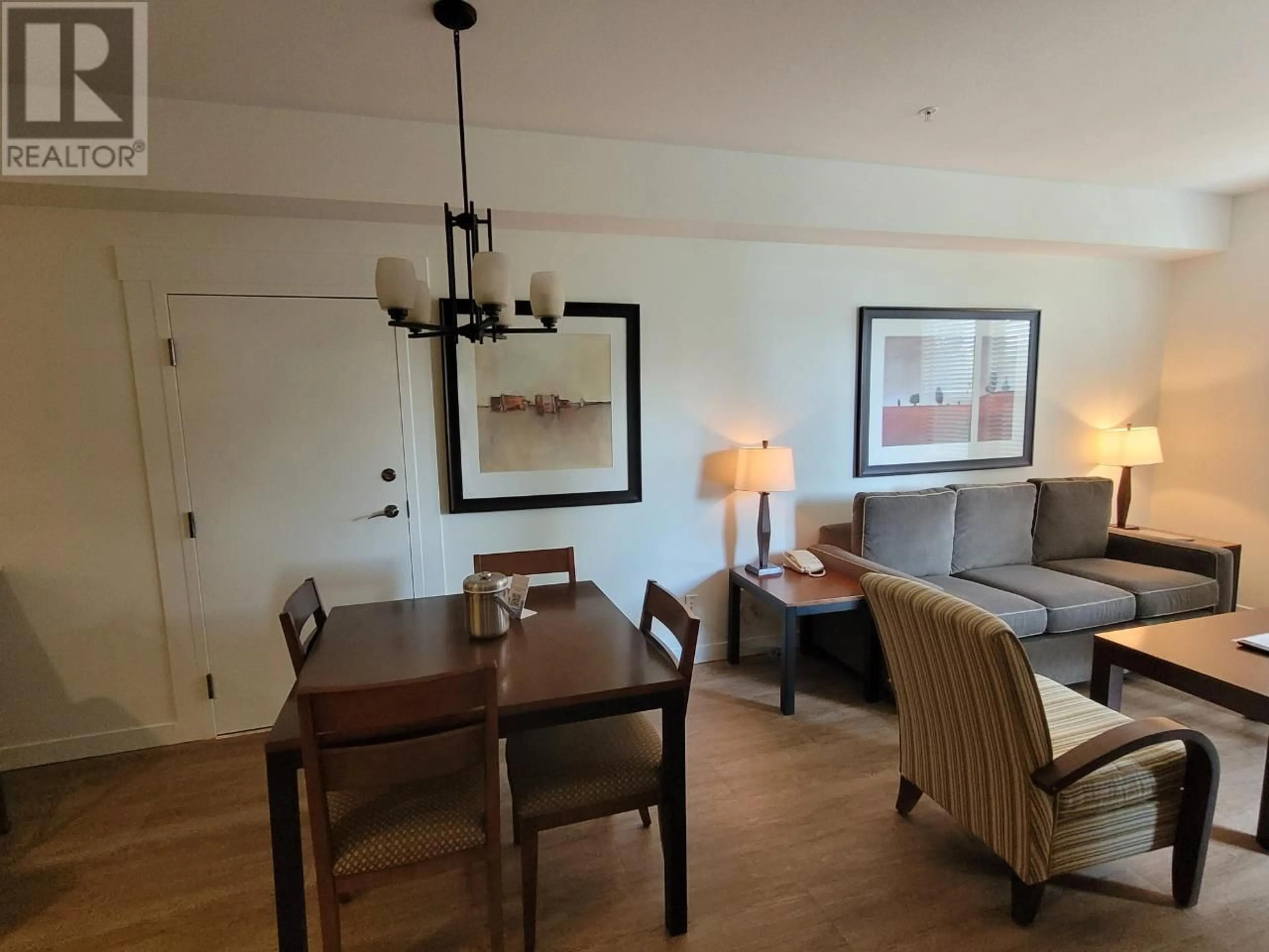 Dining room for 4200 LAKESHORE Drive Unit# 204, Osoyoos British Columbia V0H1V6