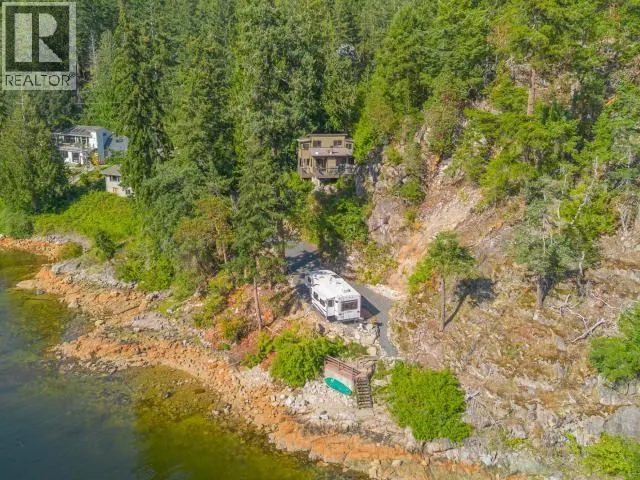 9951 FINN BAY RD, Powell River 3
