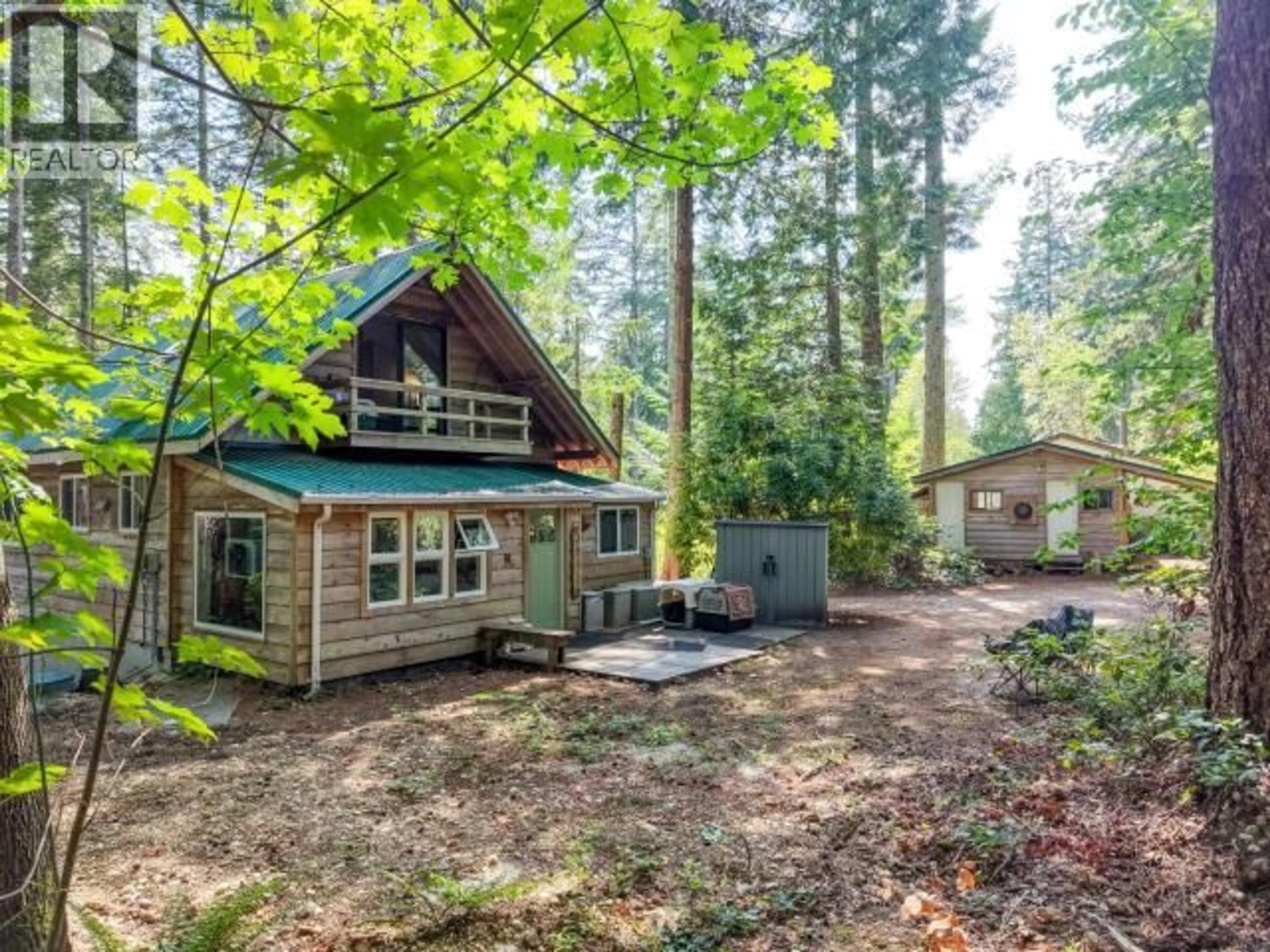 Shed for 11214 PALM BEACH ROAD, Powell River British Columbia V8A0M1