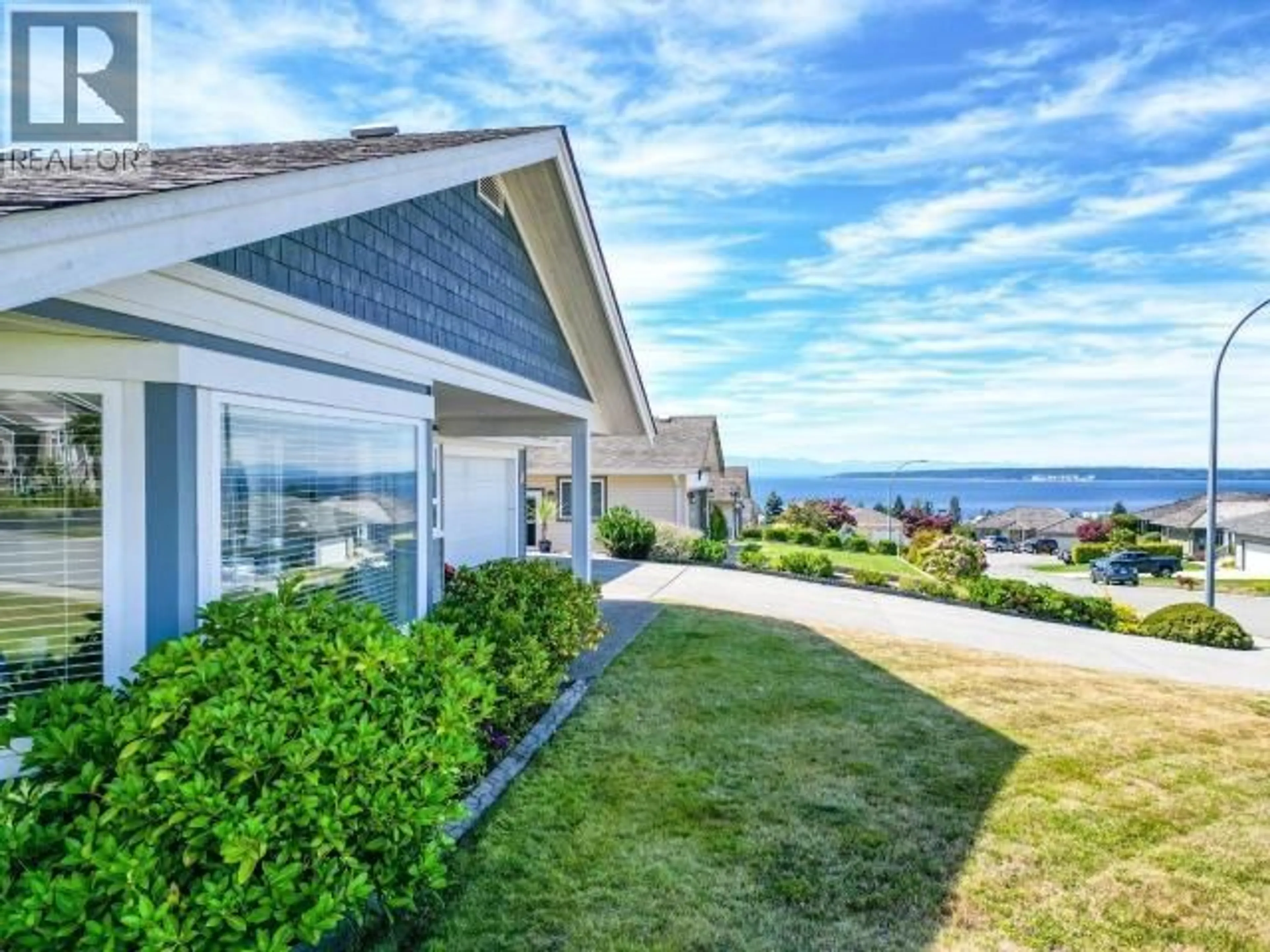 Home with vinyl exterior material, water/lake/river/ocean view for 7190 GEORGIA CRES, Powell River British Columbia V8A5T6