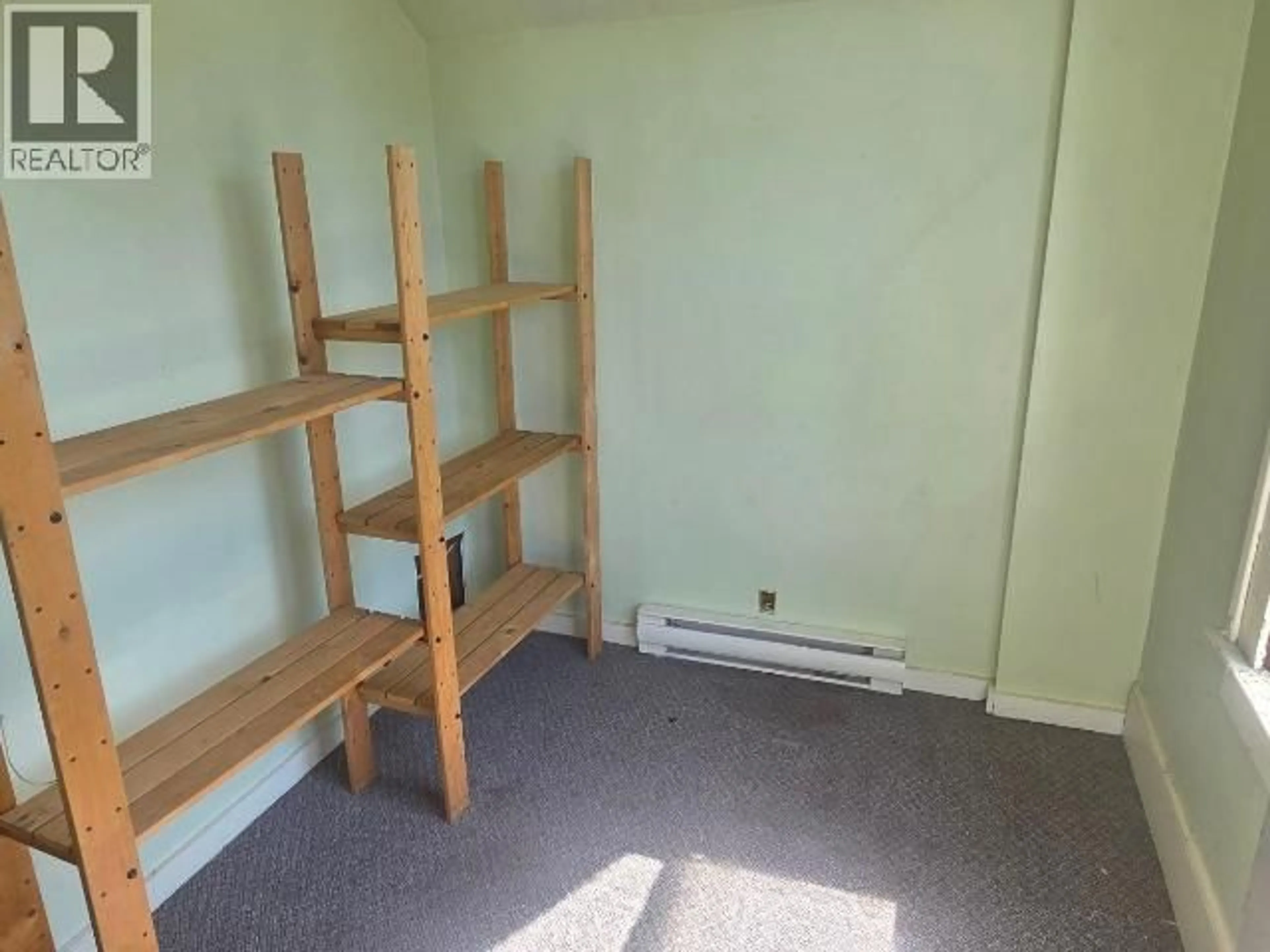 A pic of a room for 6324 CEDAR STREET, Powell River British Columbia V8A4M1