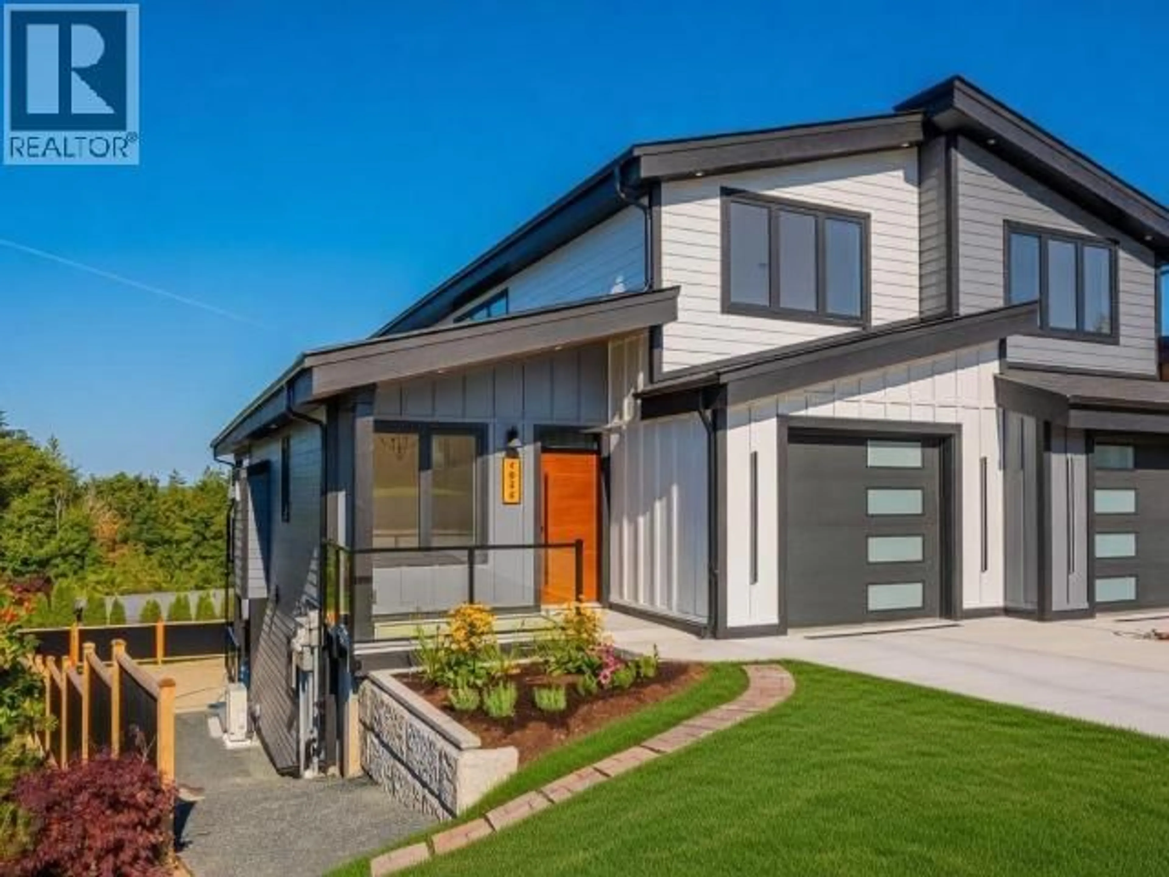 Home with brick exterior material, street for 4835 LESLEY CRES, Powell River British Columbia V8A5P6