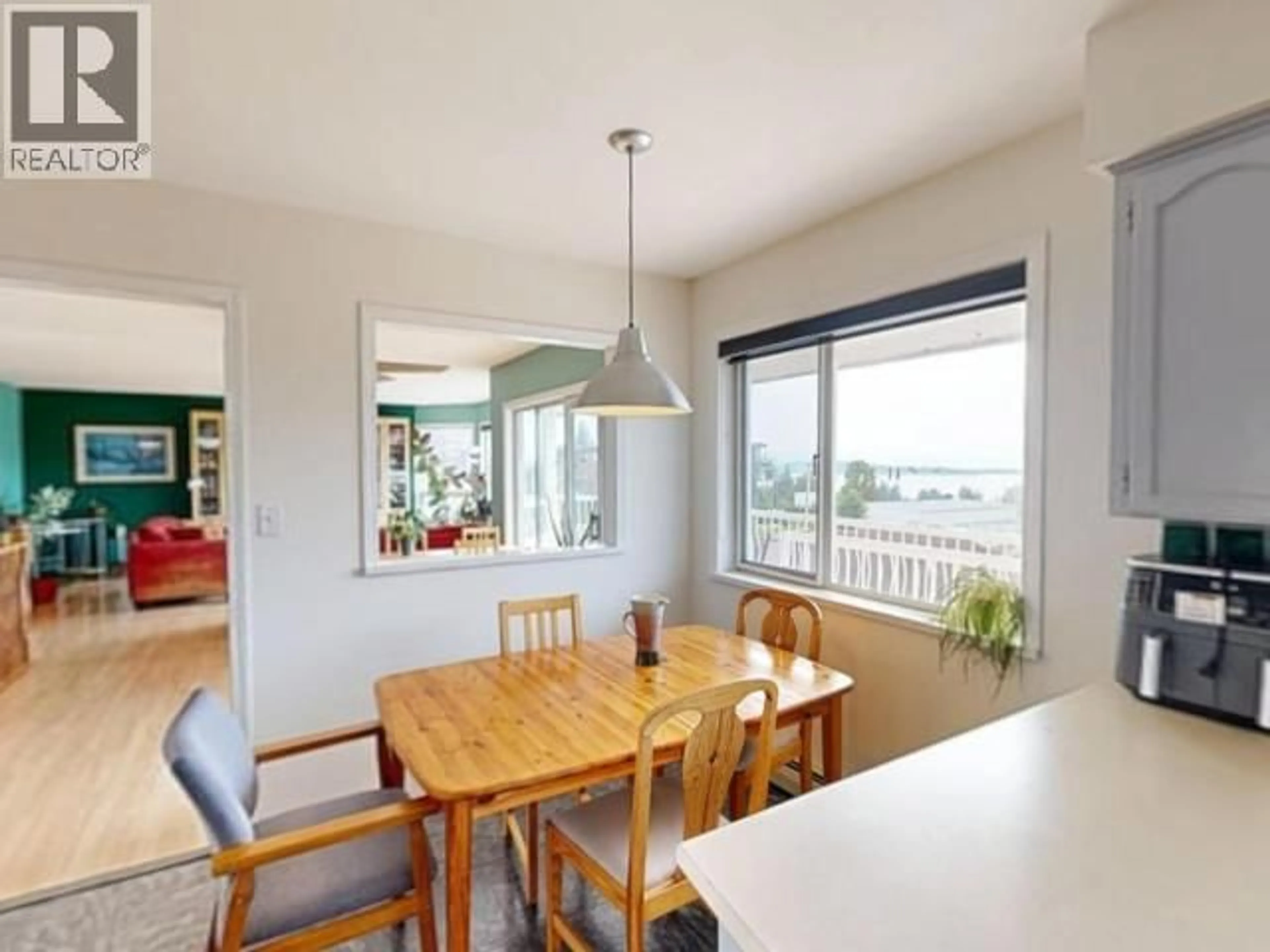 Dining room, unknown for 4511 FERNWOOD AVE, Powell River British Columbia V8A3L4