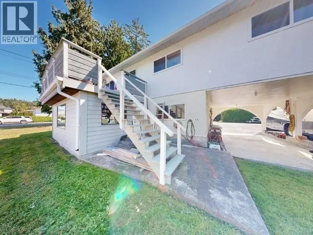 7251 HAZELTON STREET, Powell River 5