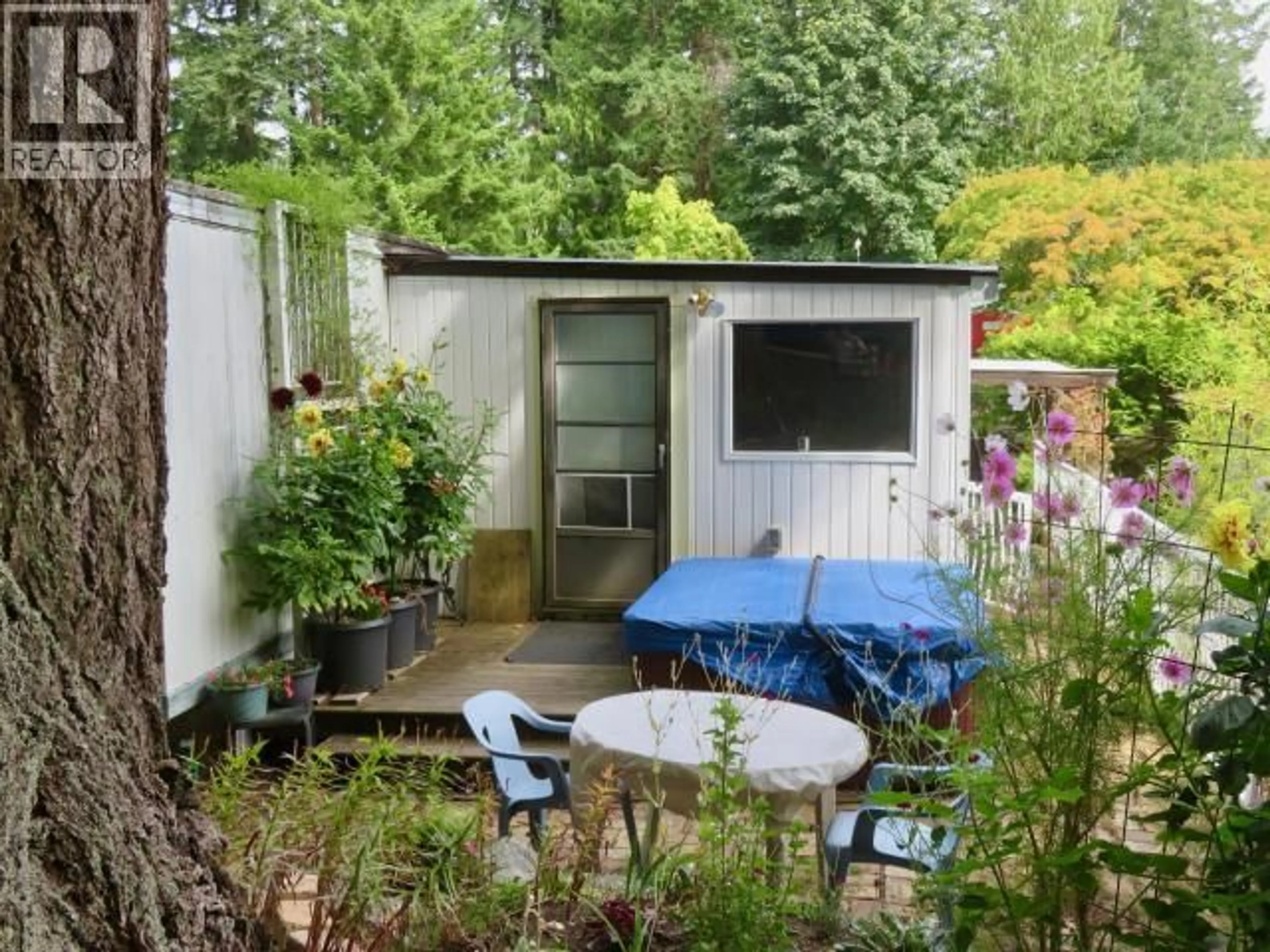 Shed for 16-6263 LUND, Powell River British Columbia V8A4T3