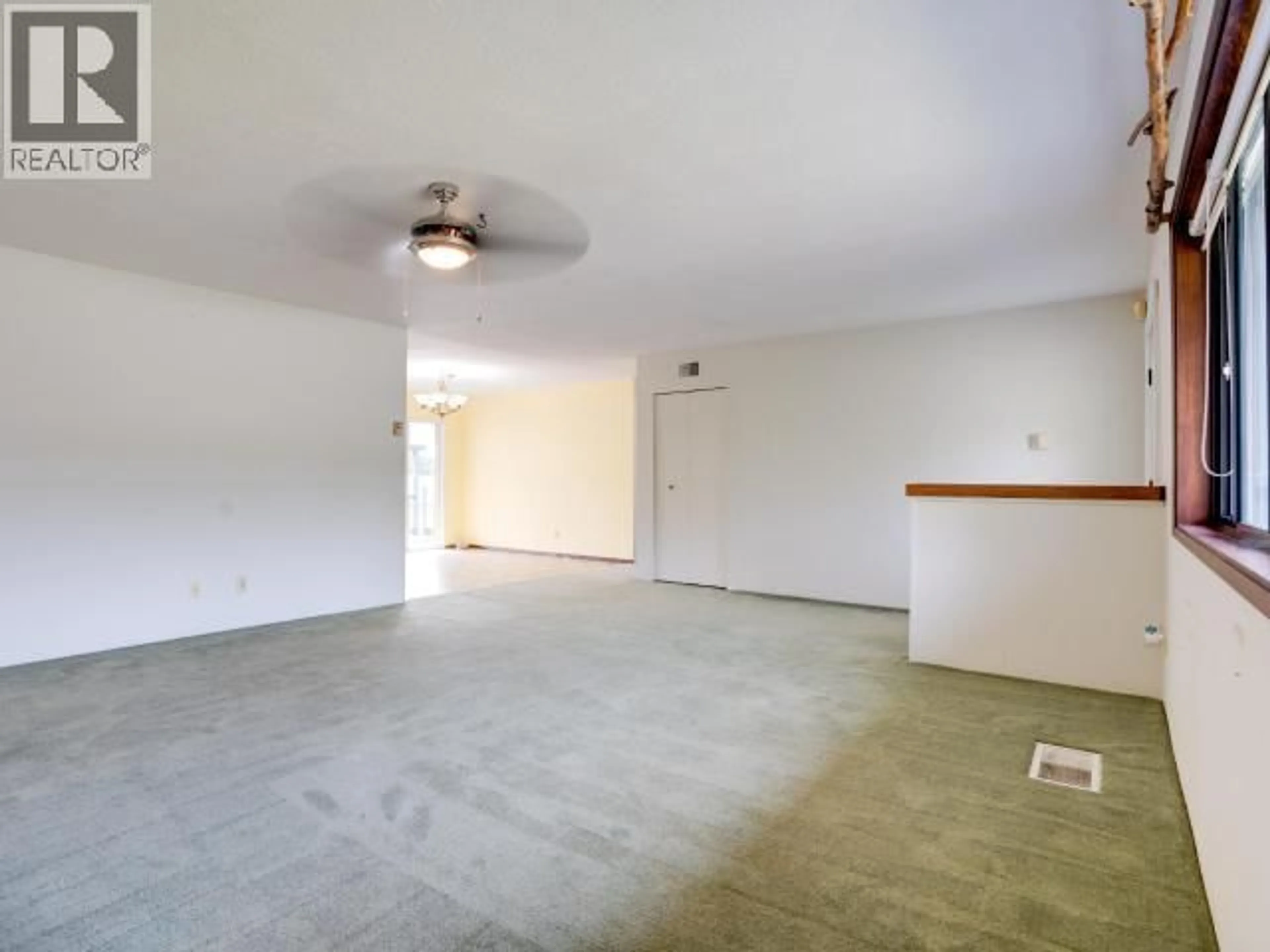 A pic of a room for 6060 LOIS STREET, Powell River British Columbia V8A4T7