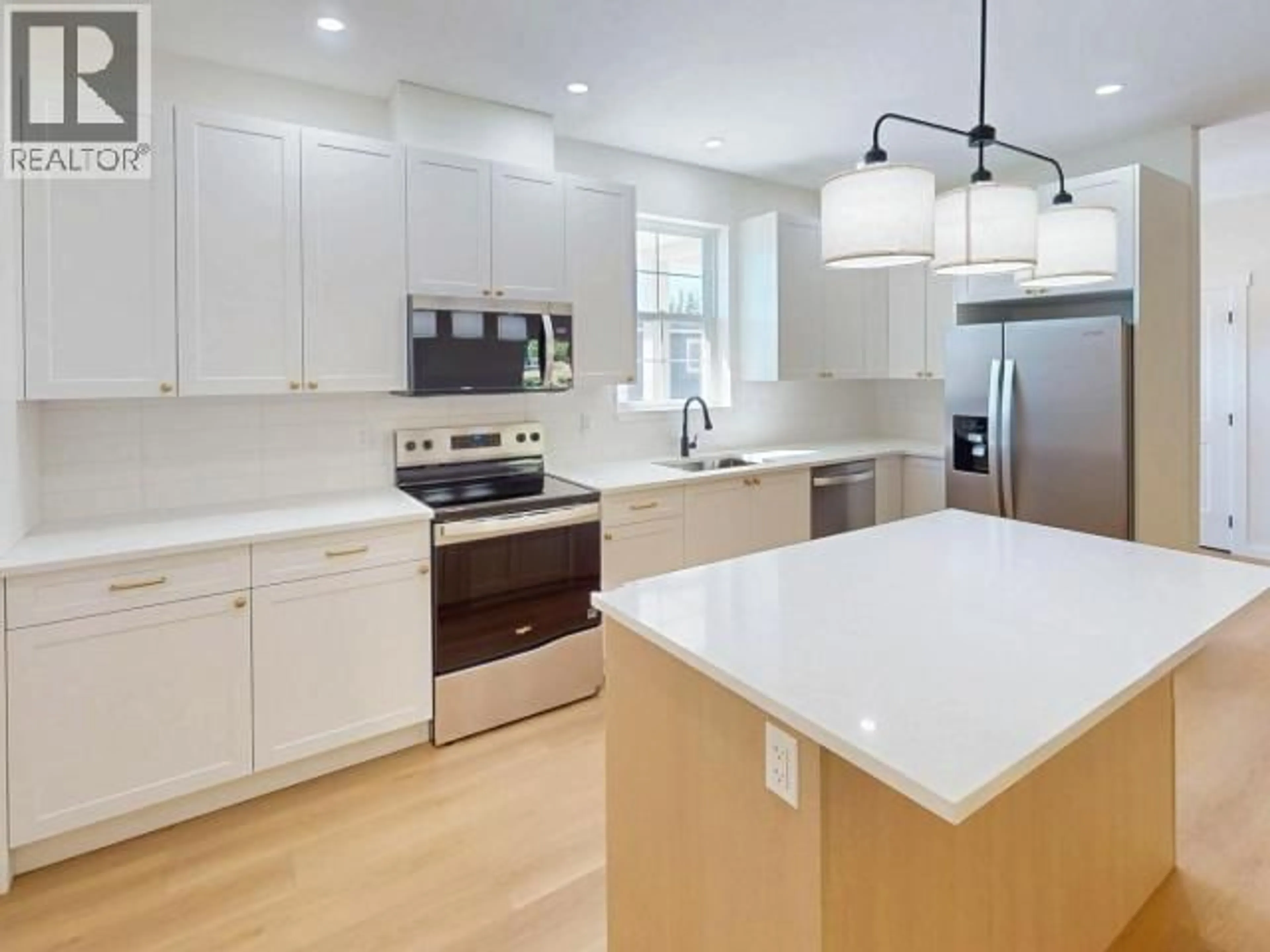 Open concept kitchen, unknown for 107 - 7440 NOOTKA STREET, Powell River British Columbia V8A0P8