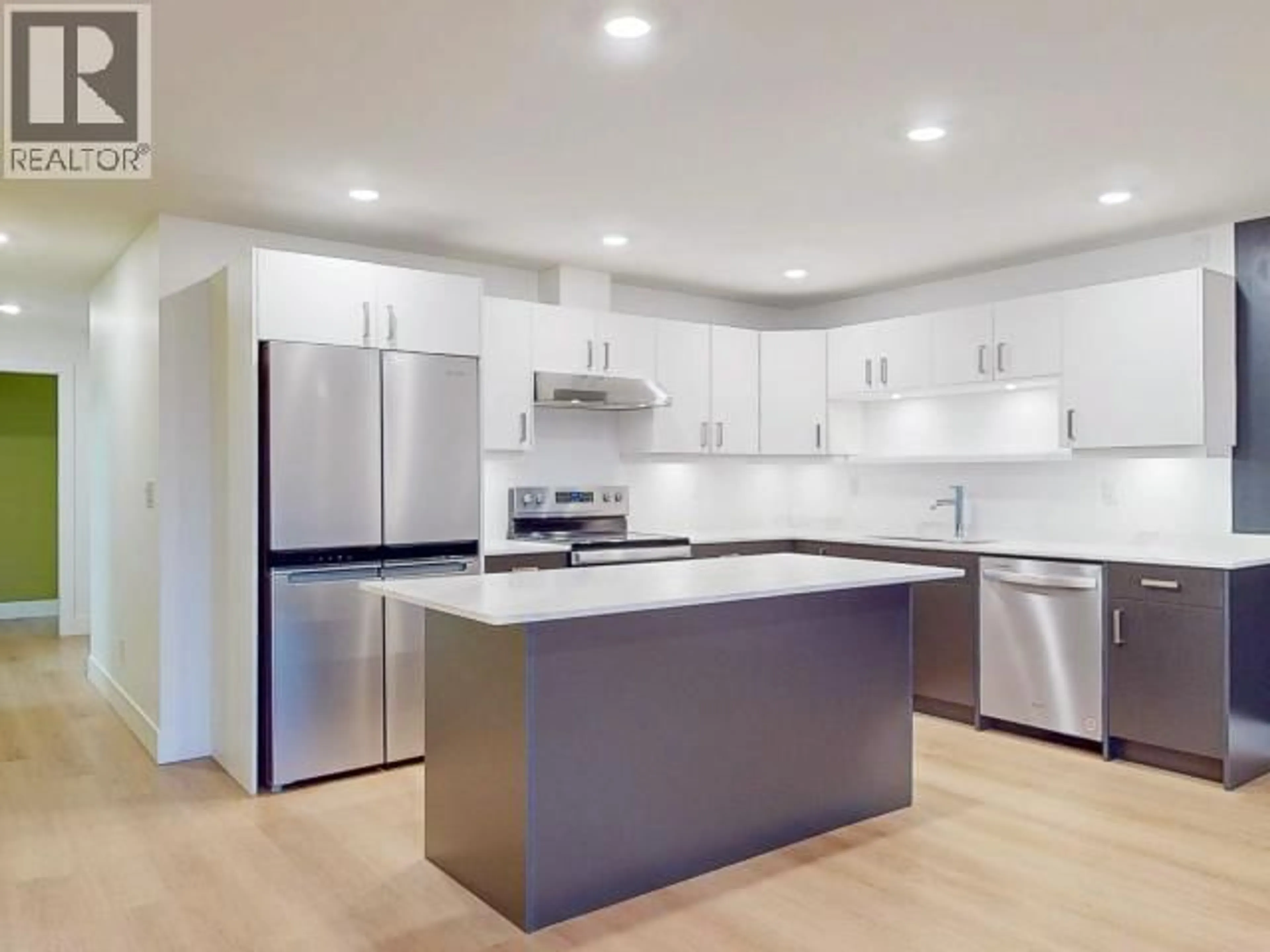 Open concept kitchen, unknown for B2 - 6900 BURNABY STREET, Powell River British Columbia V8A1Y9