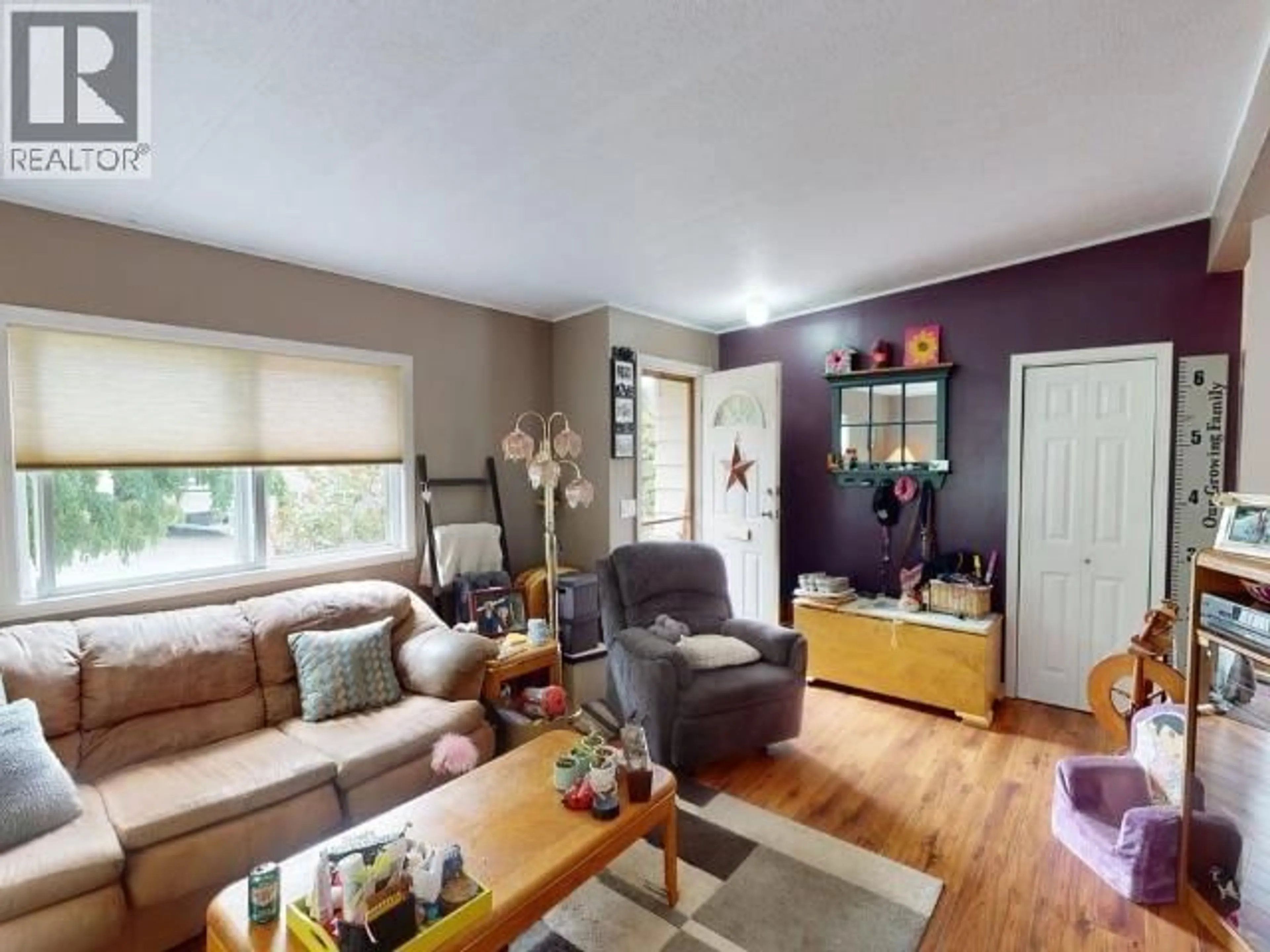 Living room with furniture, wood/laminate floor for 26-6271 MCANDREW AVE, Powell River British Columbia V8A5G3