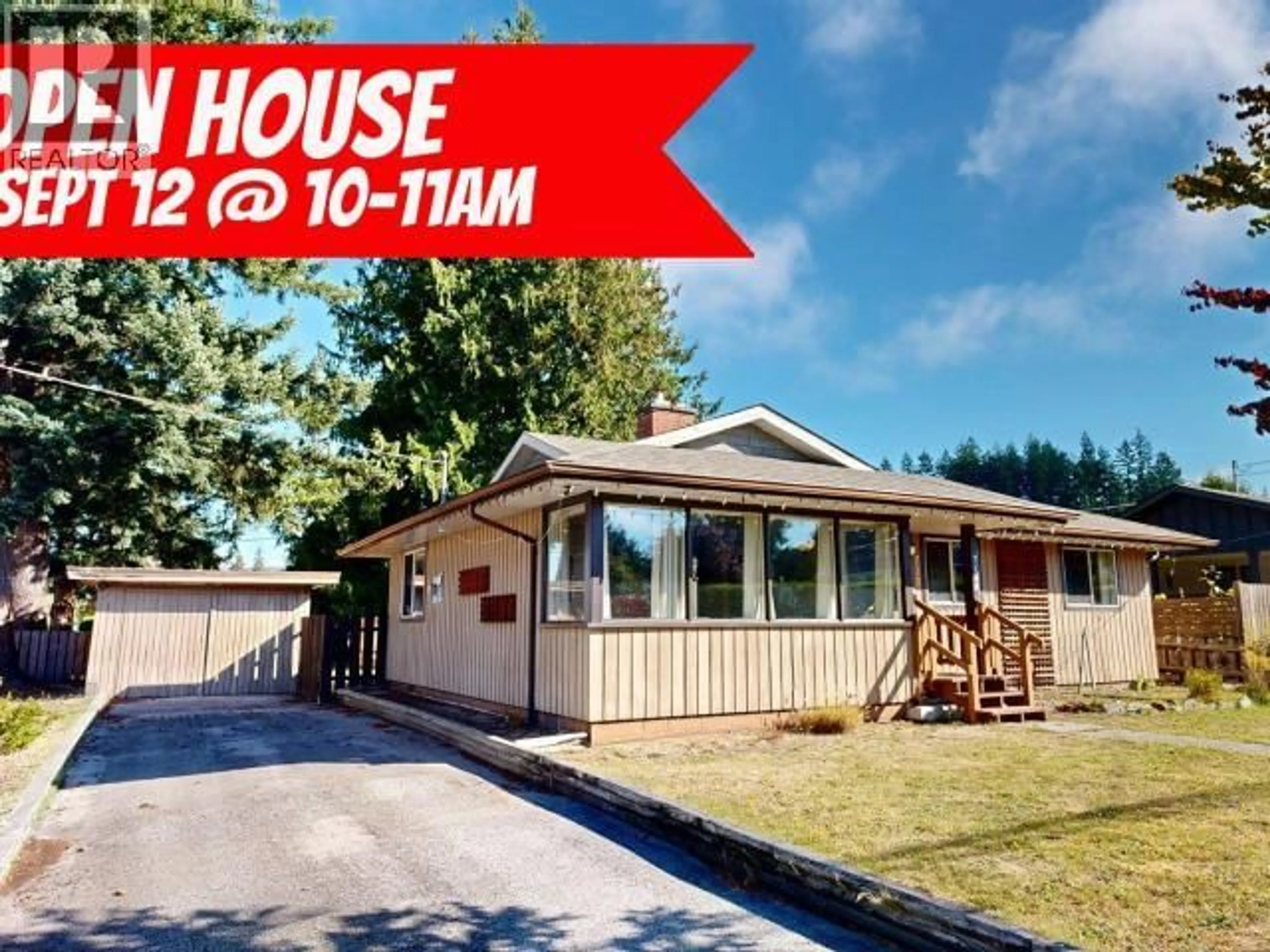 Home with vinyl exterior material, street for 7139 BARNET STREET, Powell River British Columbia V8A1Z9