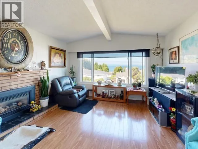 3740 STRATHCONA AVE, Powell River 3