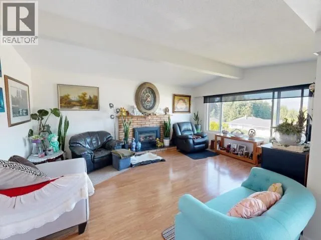 3740 STRATHCONA AVE, Powell River 5
