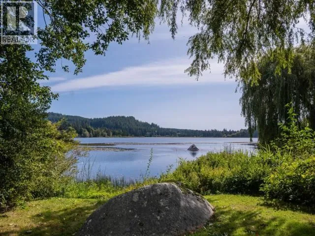 5776 HATFIELD PLACE, Powell River 2