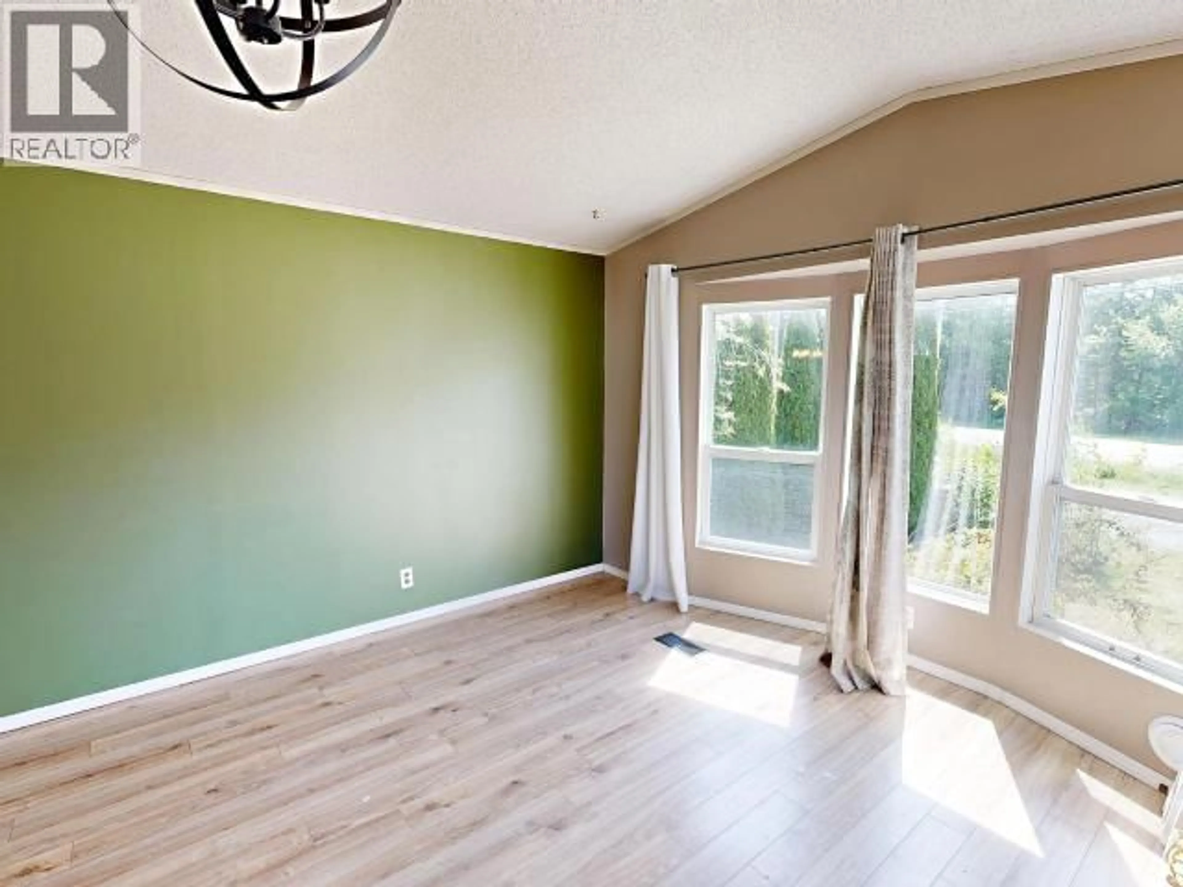 A pic of a room for 17-9298 WILLIAMS RD, Powell River British Columbia V8A0J1