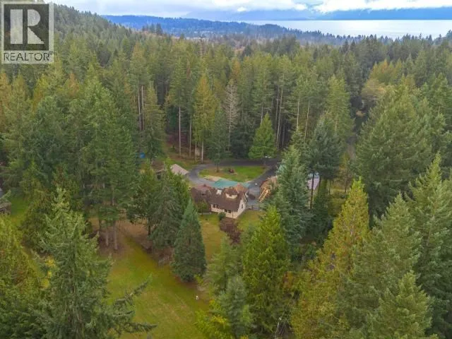 8089 DAISY ROAD, Powell River 2