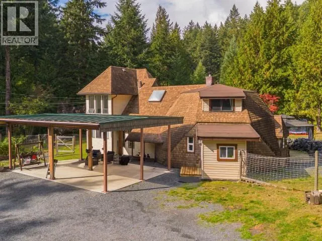 8089 DAISY ROAD, Powell River 5