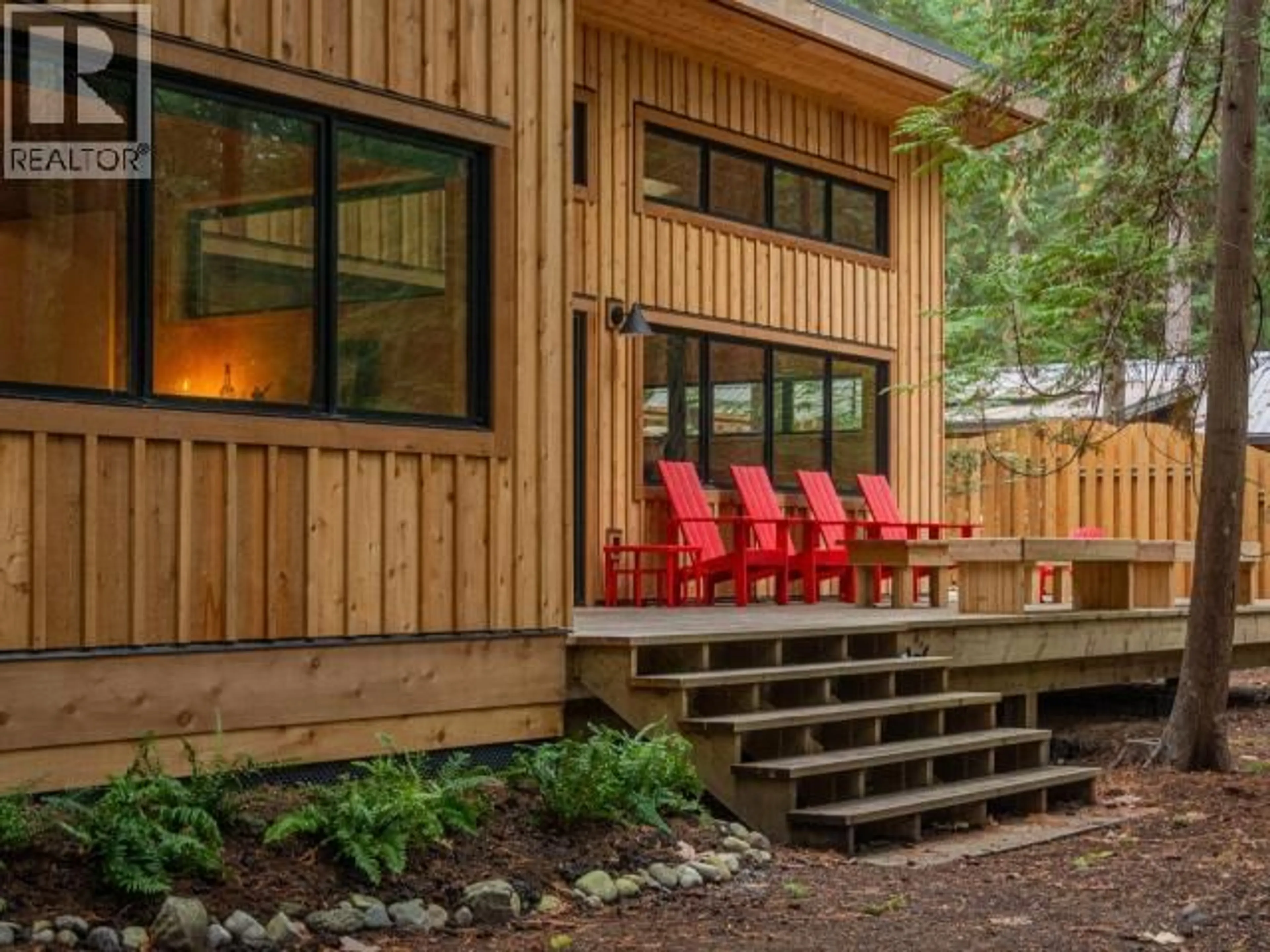 Patio, forest/trees view for 1016/1018 JOHNSON LANE, Savary Island British Columbia V0N2G0