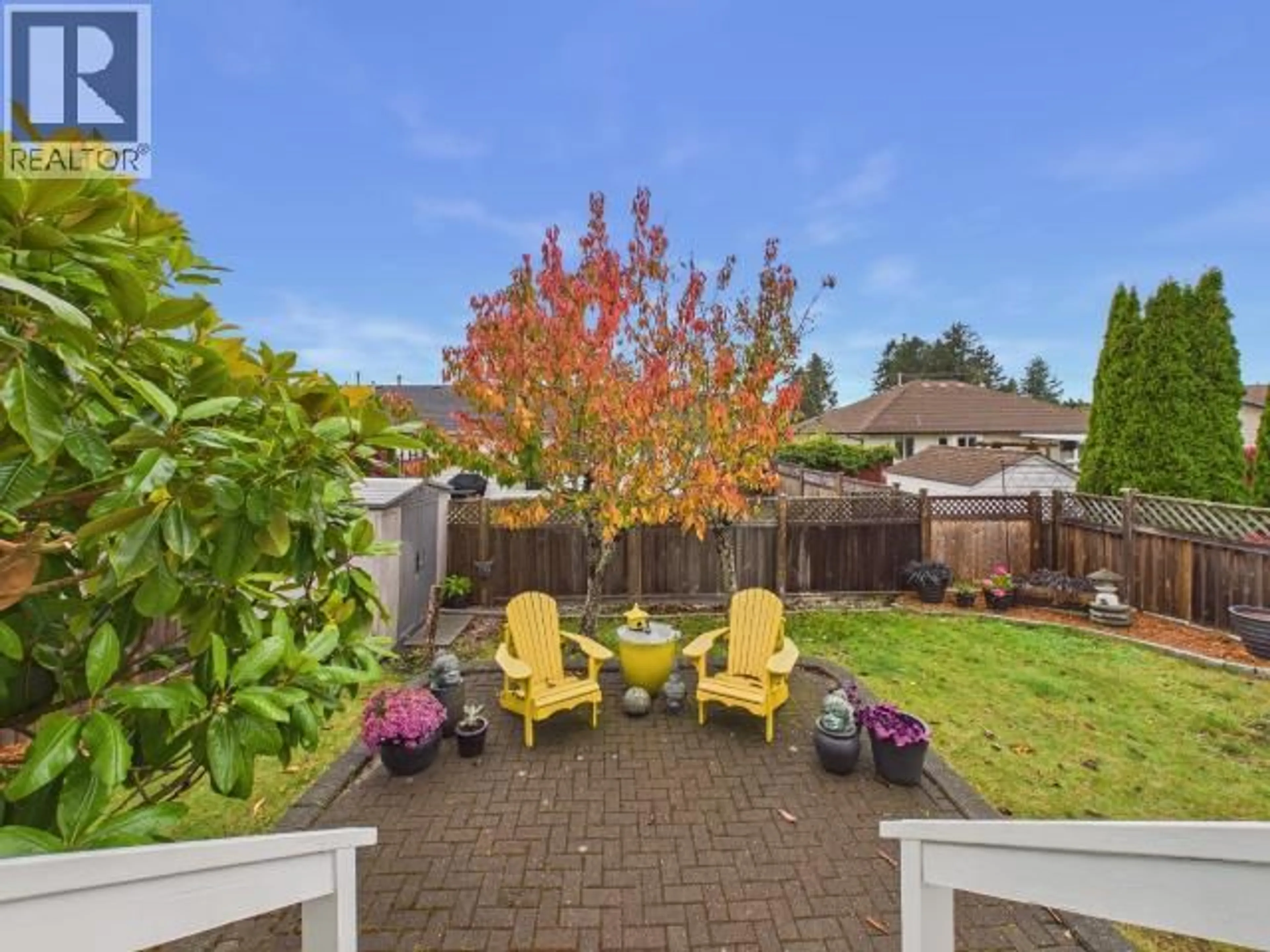 Patio, unknown for B - 4291 COLLINGWOOD WAY, Powell River British Columbia V8A5V2