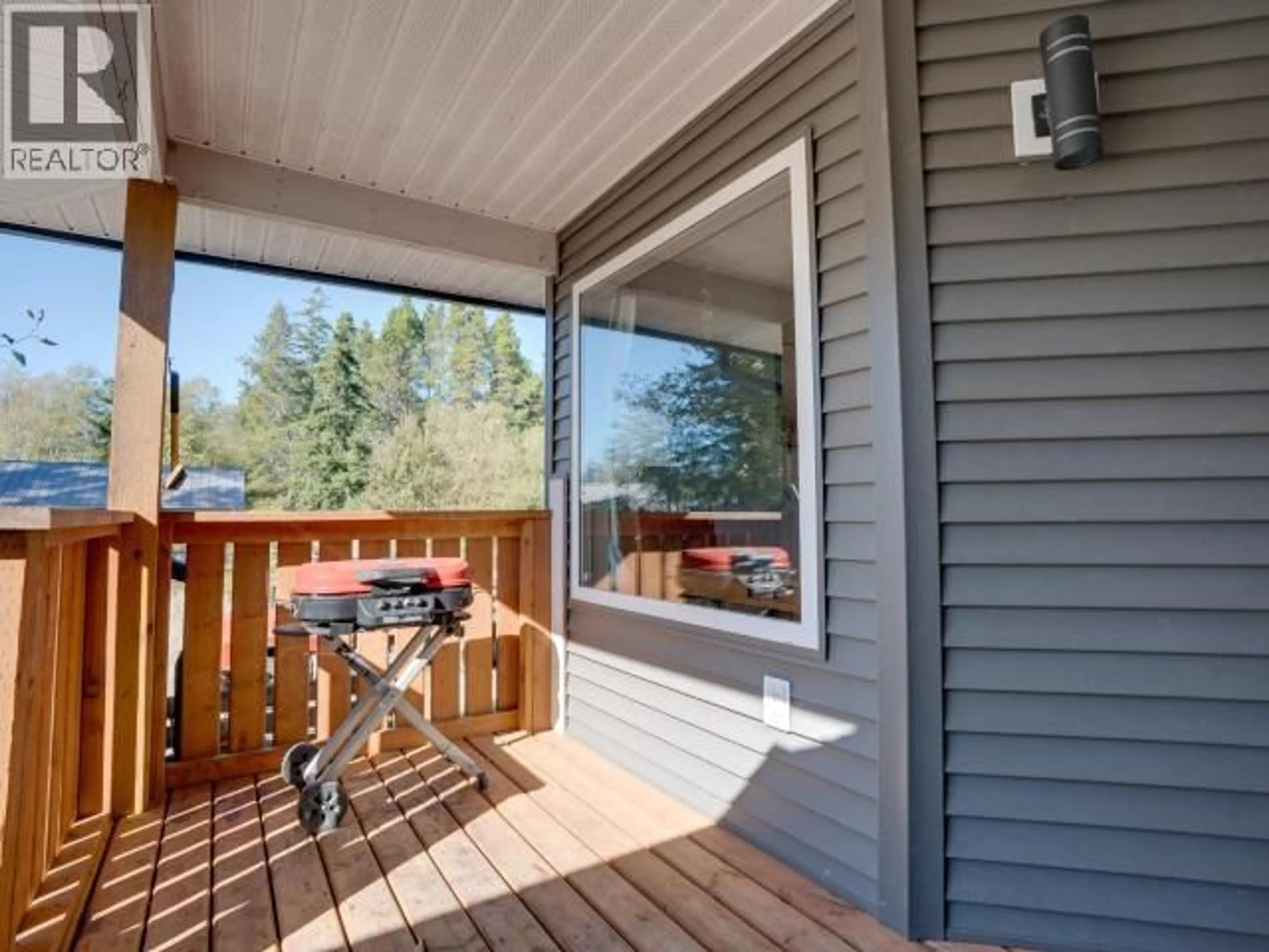 Patio, unknown for 5432 MANSON AVE, Powell River British Columbia V8A3P9