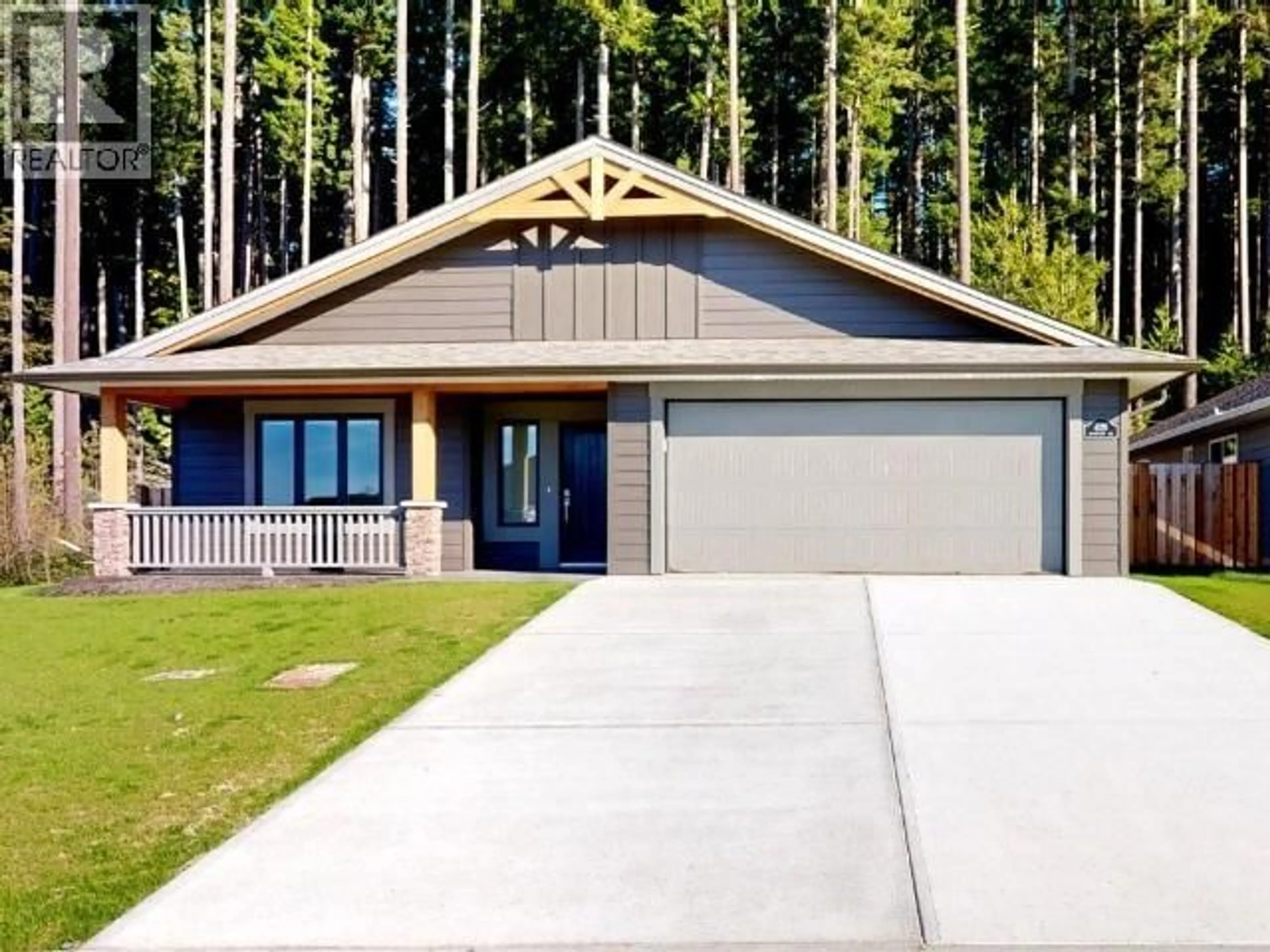 Home with vinyl exterior material, street for 4120 BEAUSEJOUR AVENUE, Powell River British Columbia V8A0A8
