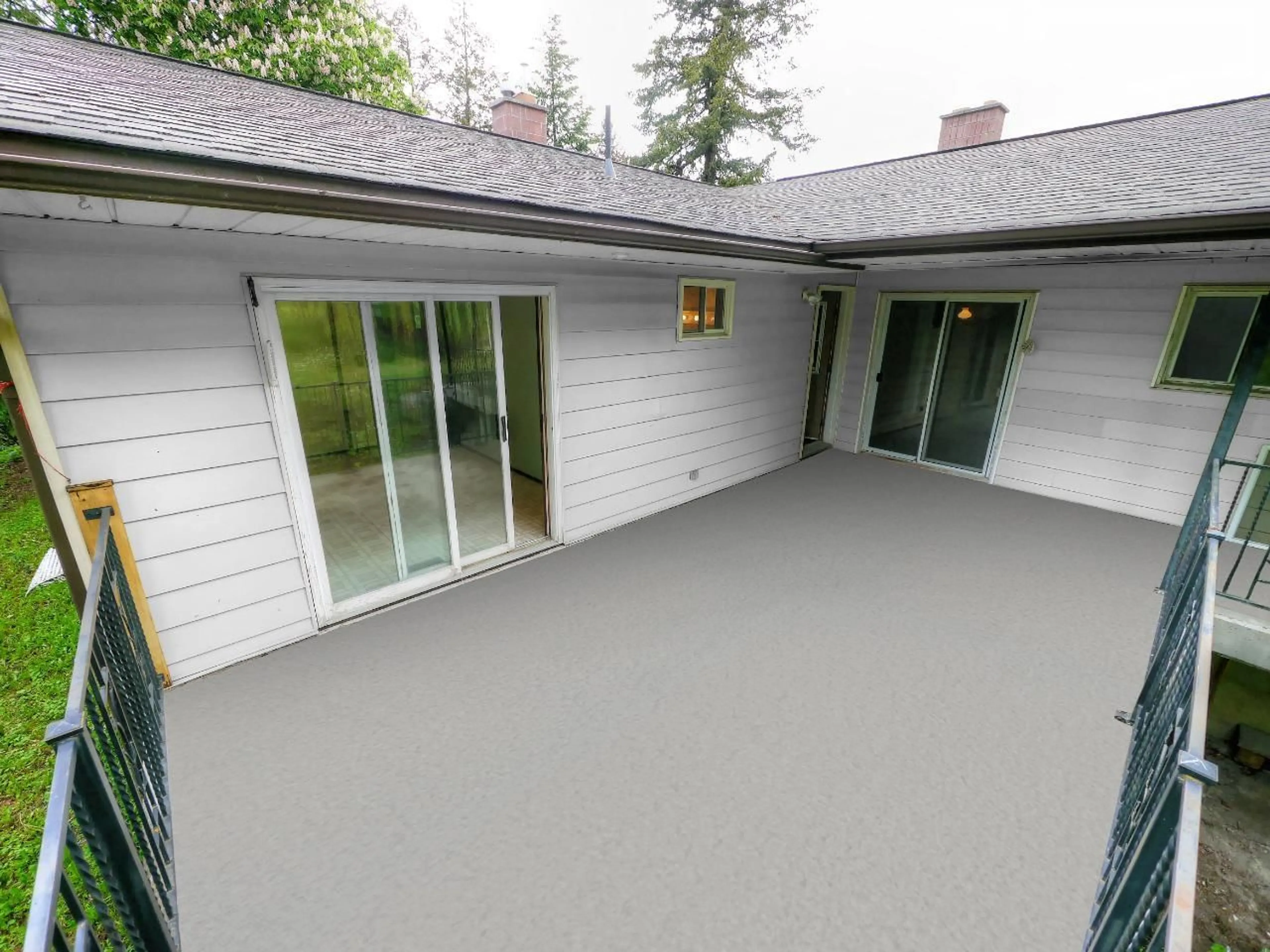 Patio, cottage for 1606 1ST  NW Avenue, Creston British Columbia V0B1G6