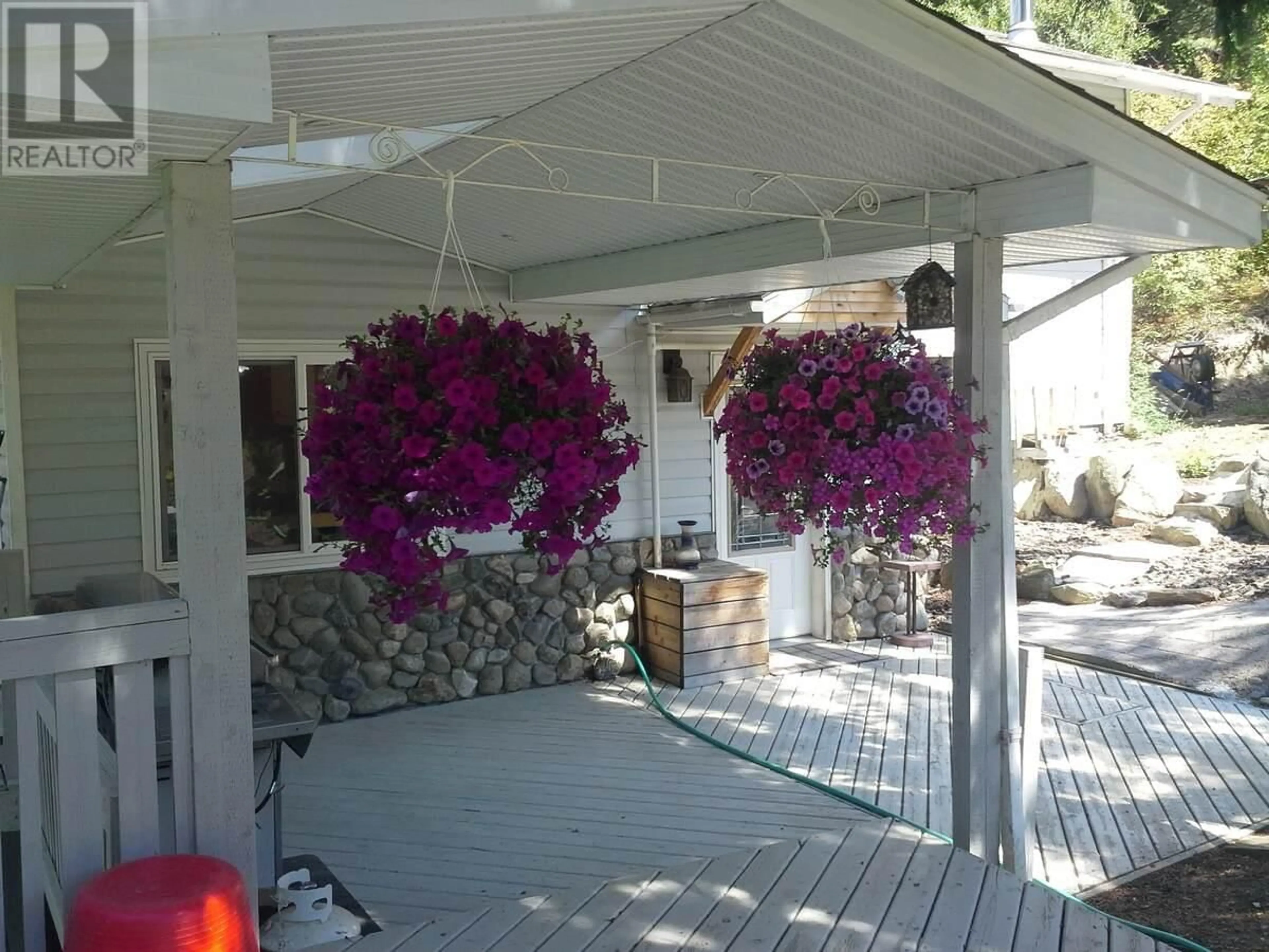 Patio, unknown for 3650 - Lot B PHILLIPS ROAD, Creston British Columbia V0B1G2