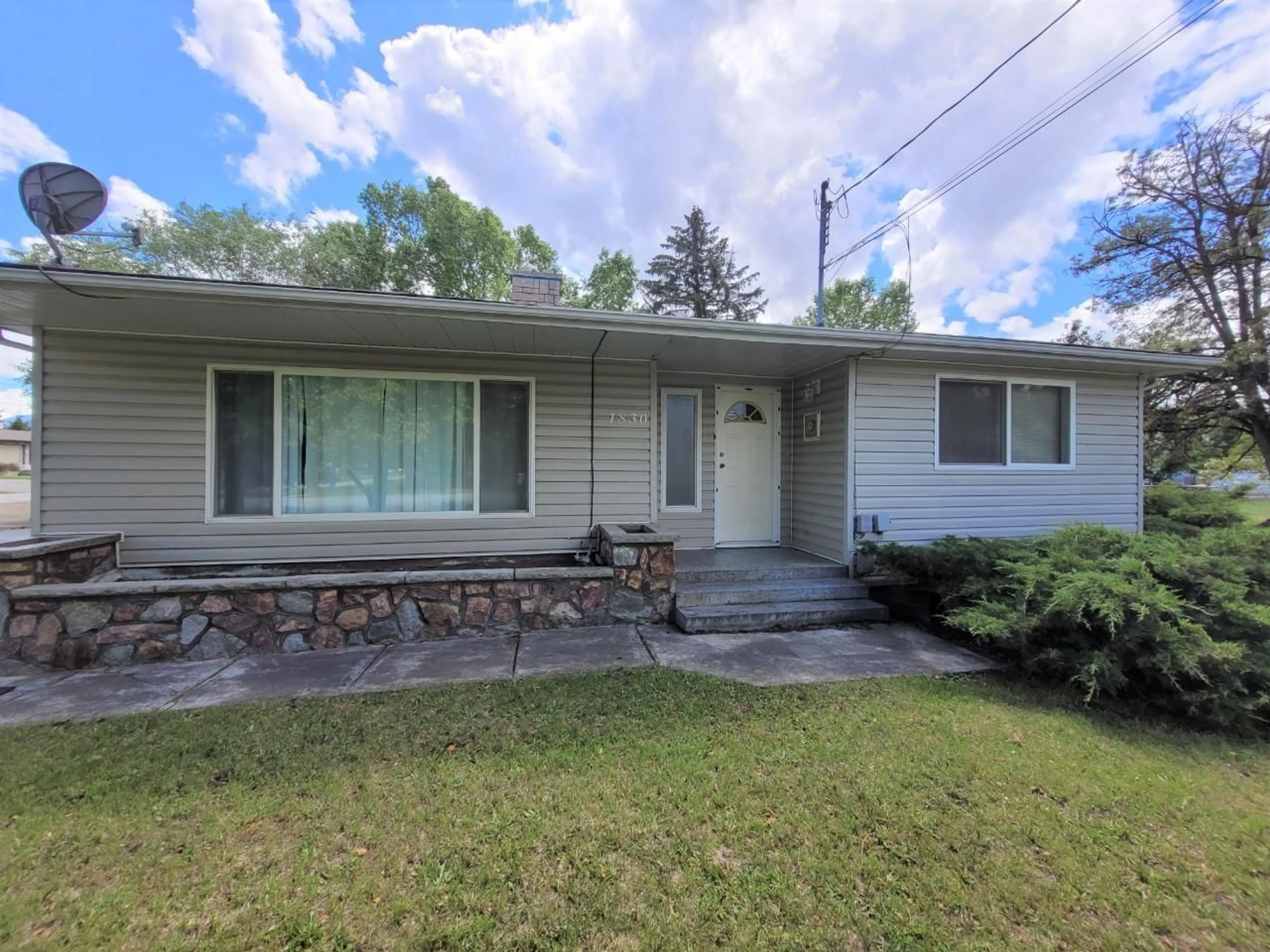 Frontside or backside of a home for 1830 68TH AVENUE, Grand Forks British Columbia V0H1H0